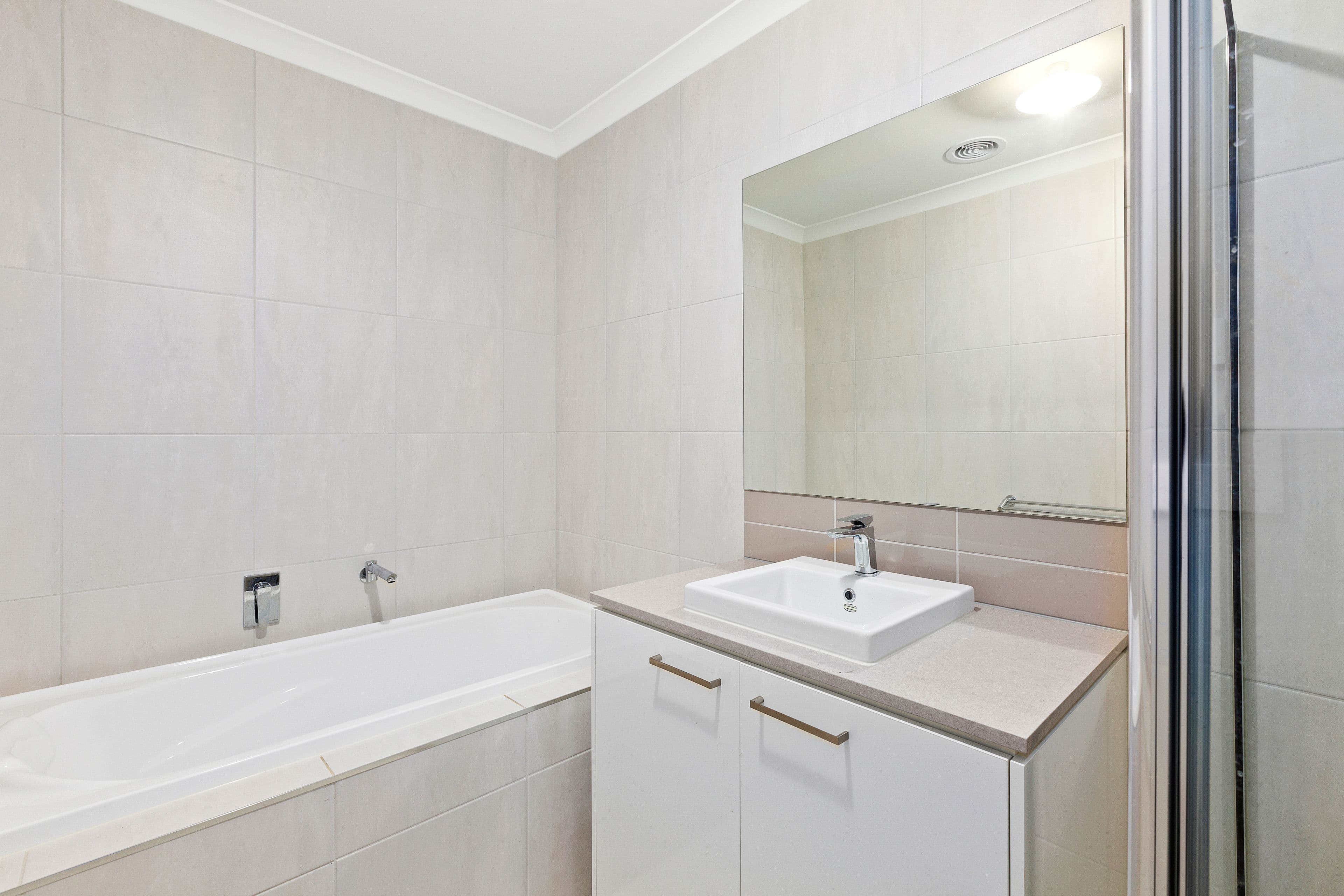 10 Kenyan Avenue, Clyde VIC 3978, Clyde - Thumbnail 7