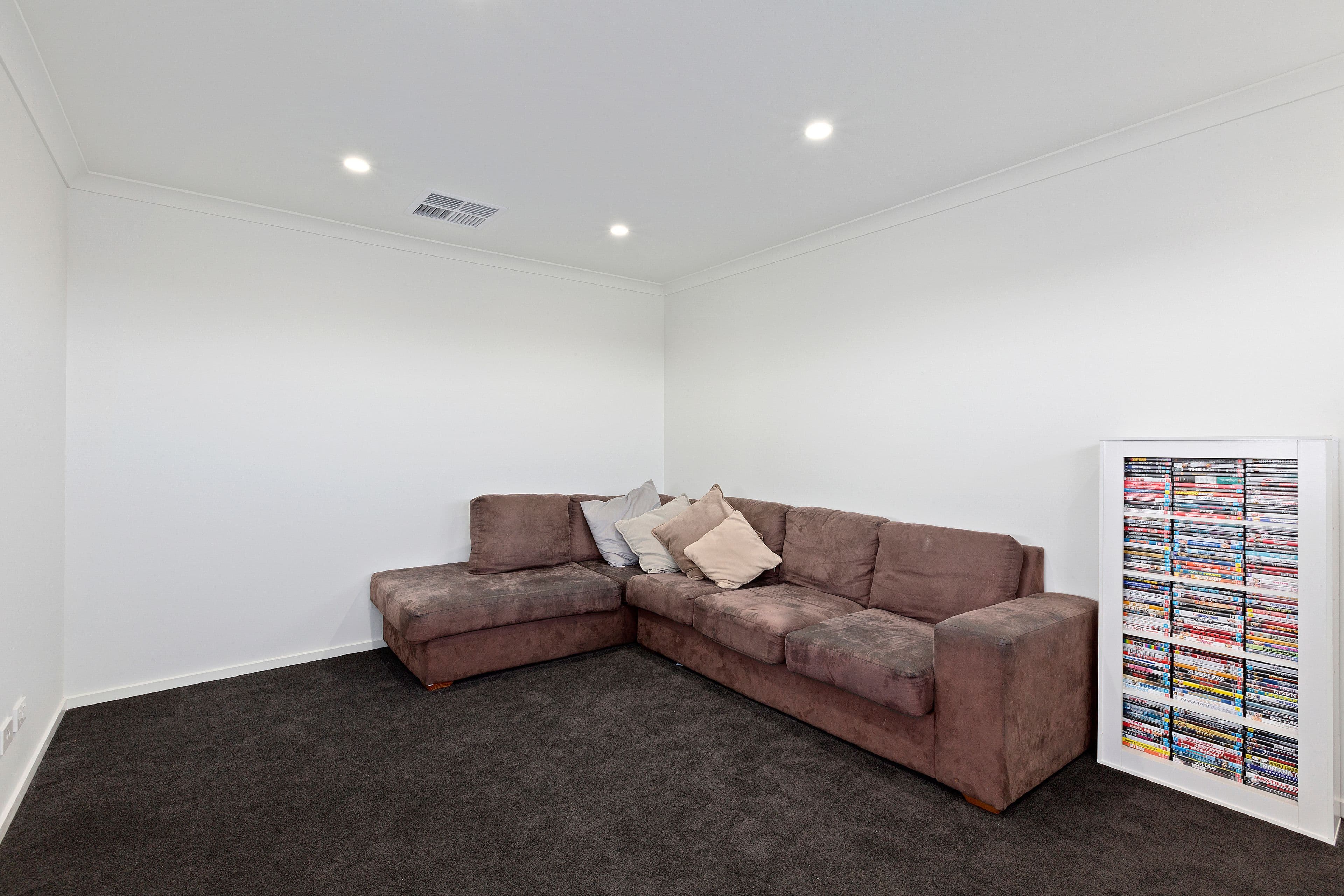 10 Kenyan Avenue, Clyde VIC 3978, Clyde - Thumbnail 8