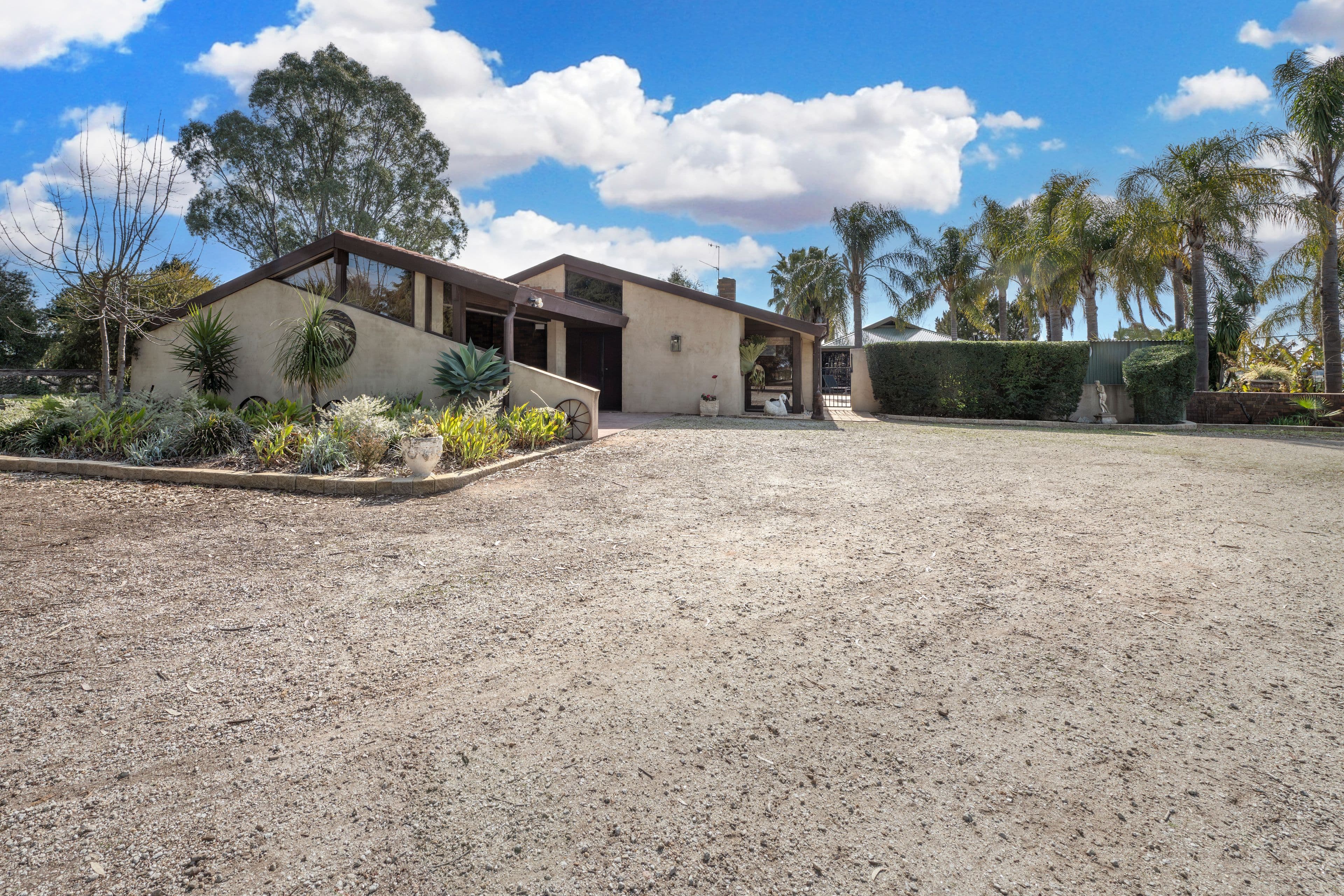57 Douglas Road, Swan Hill VIC 3585, Swan Hill - Thumbnail 4