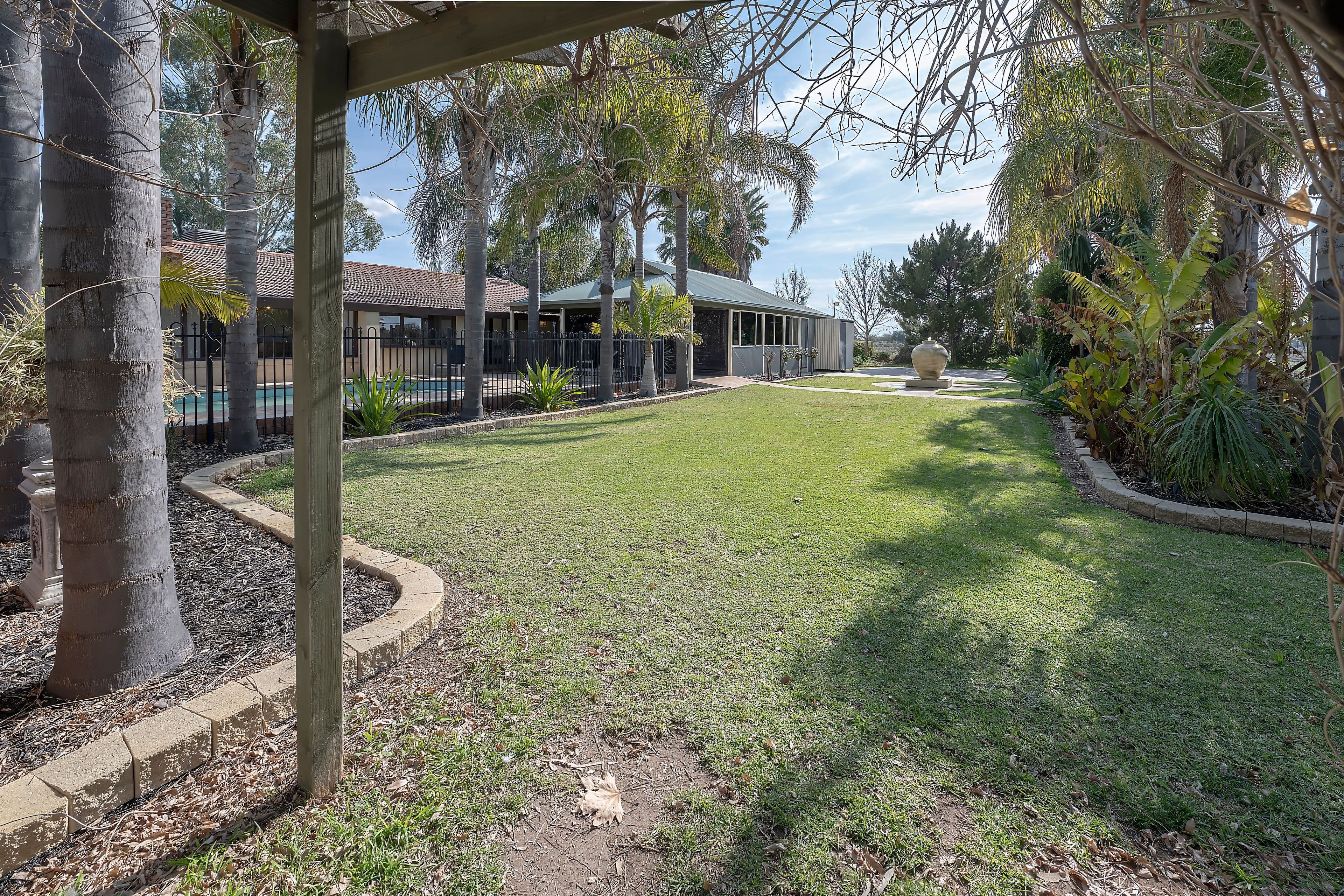 57 Douglas Road, Swan Hill VIC 3585, Swan Hill - Thumbnail 5