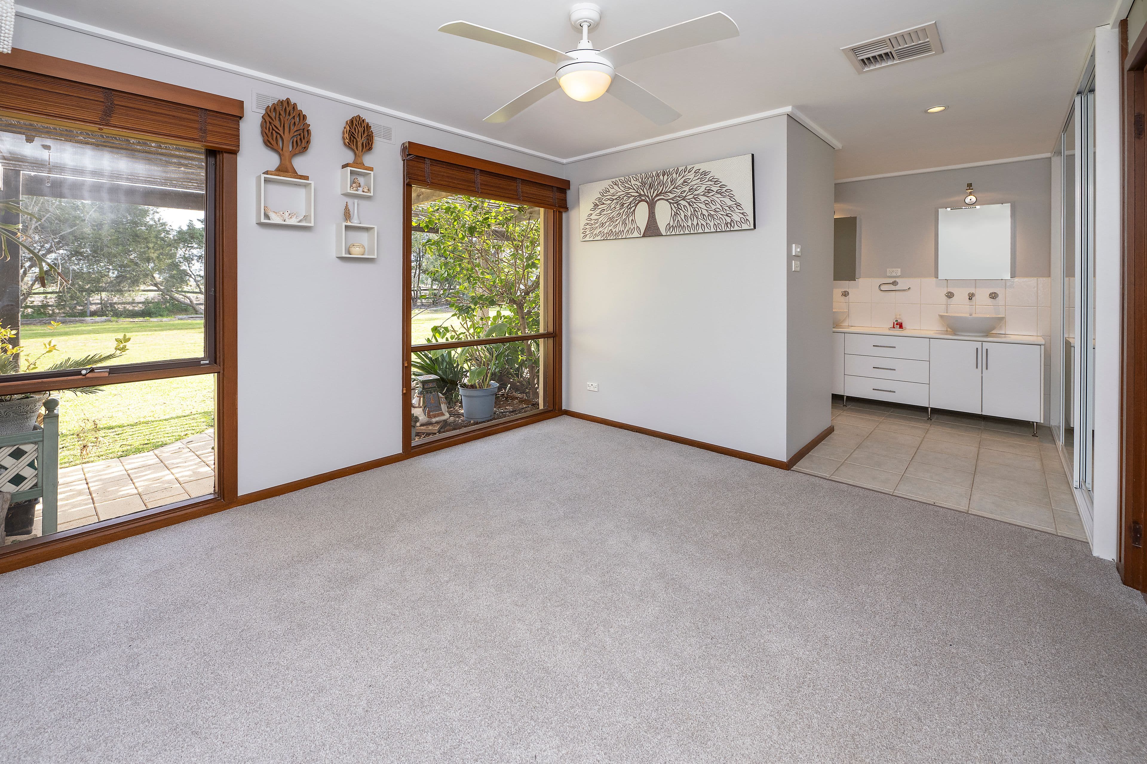 57 Douglas Road, Swan Hill VIC 3585, Swan Hill - Thumbnail 8