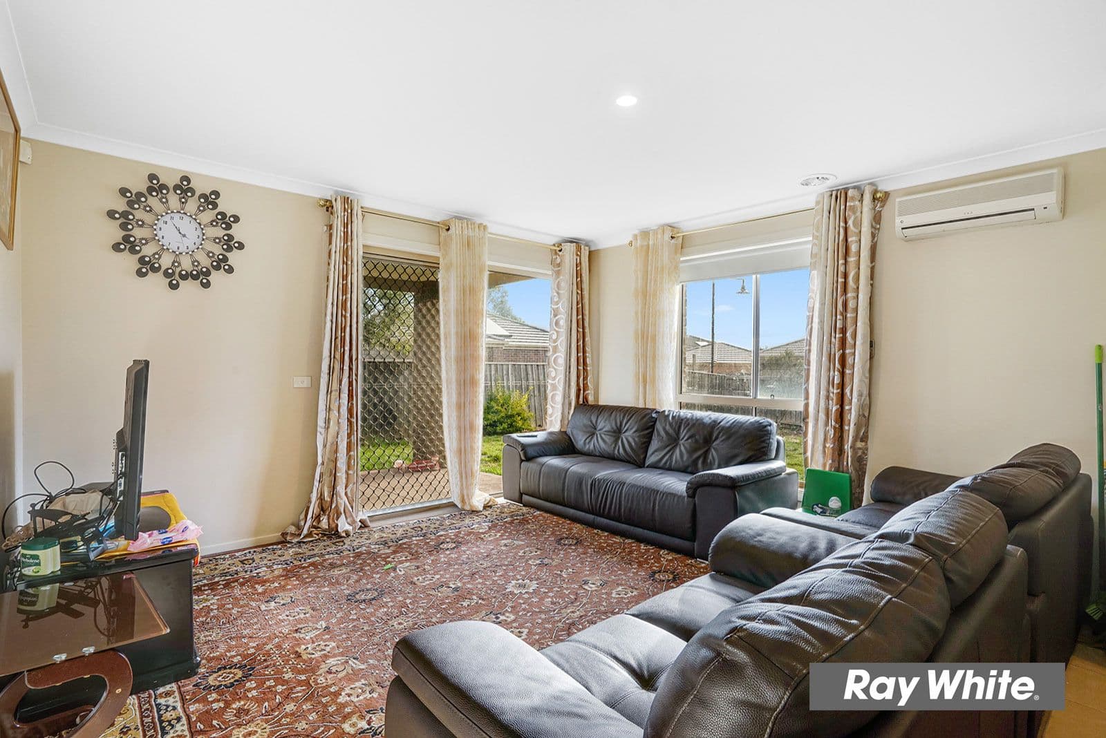 13 Larson Avenue, Tarneit VIC 3029, Tarneit - Thumbnail 4