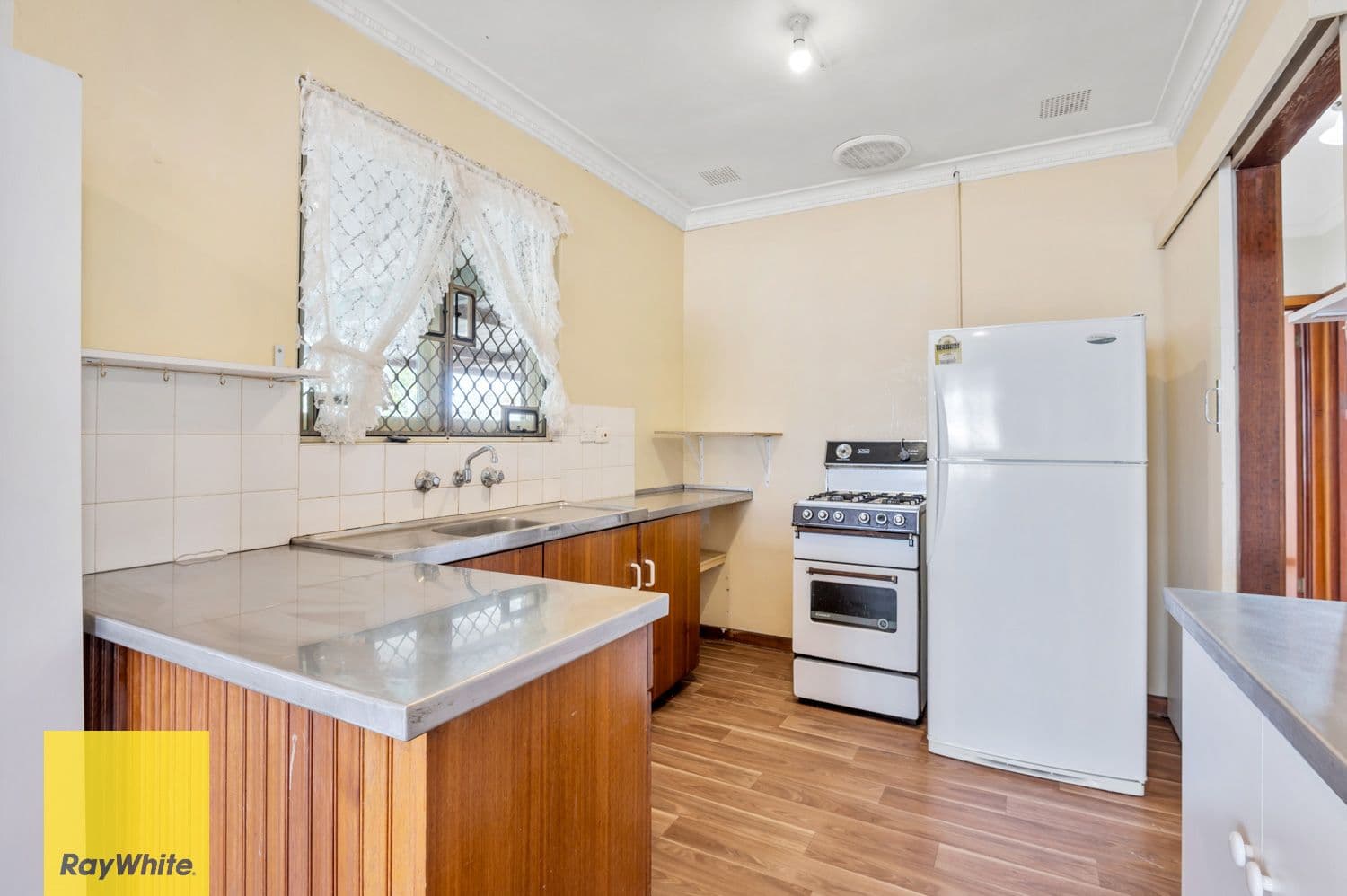 41 Blanche Street, Gosnells WA 6110, Gosnells - Thumbnail 5