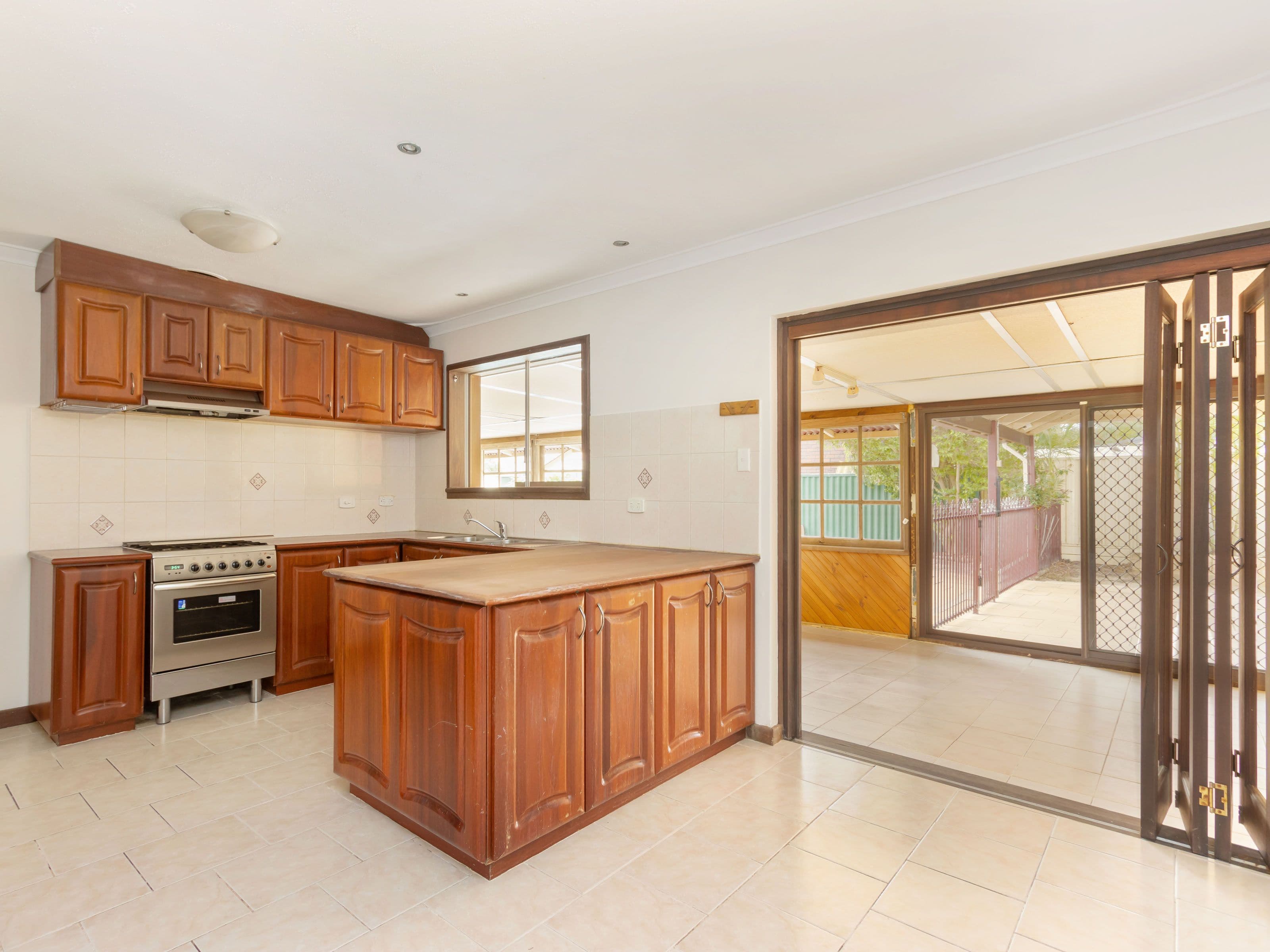 26 Kennett Street, Maddington WA 6109, Maddington - Thumbnail 3