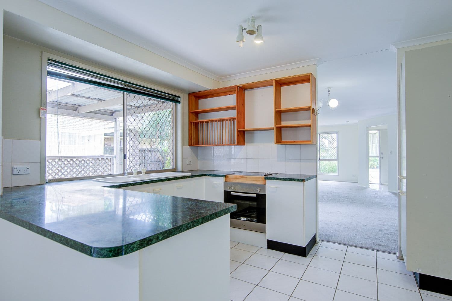 4 Darryl Street, Loganlea QLD 4131, Loganlea - Thumbnail 6
