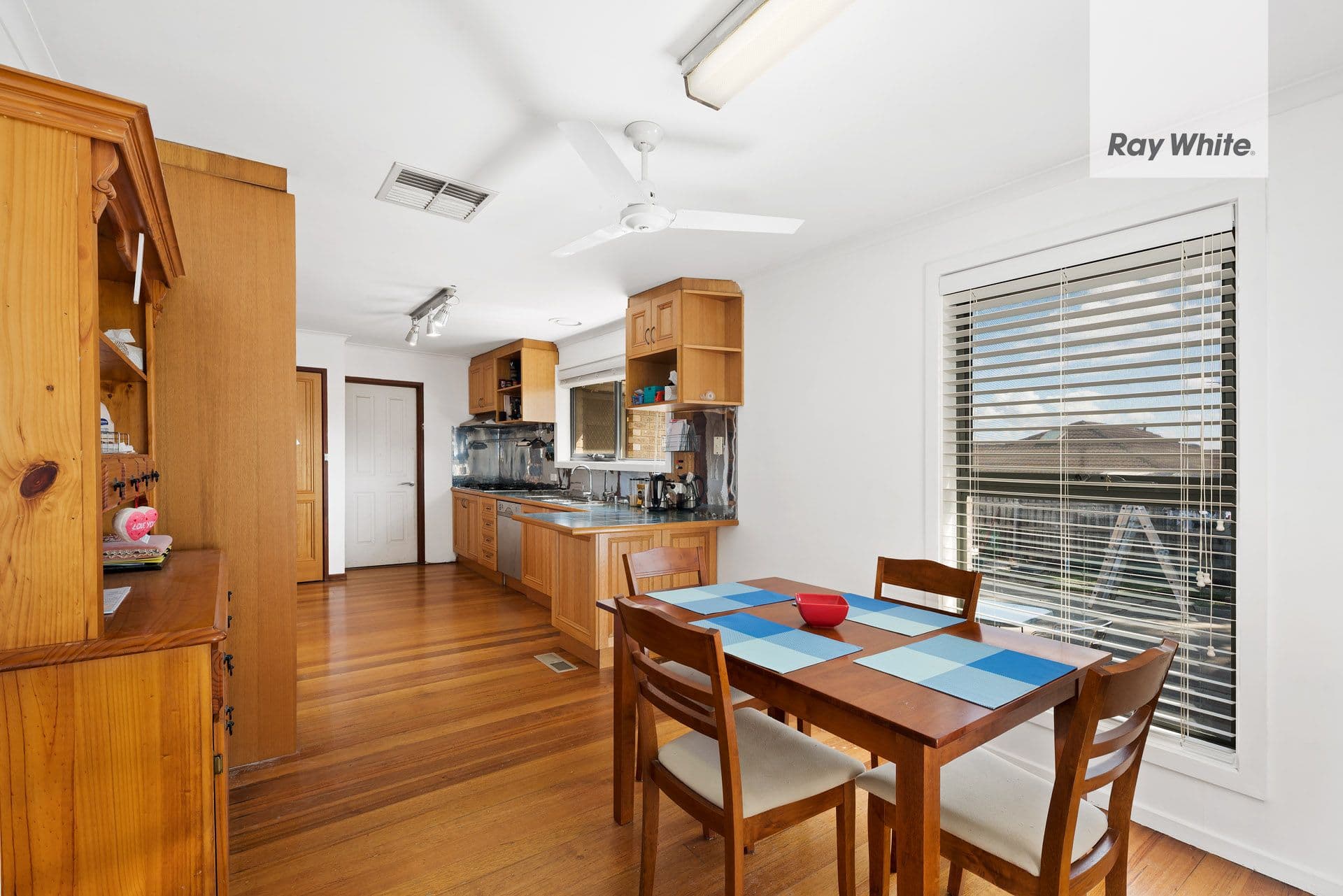 7 Trafalgar Crescent, Bundoora VIC 3083, Bundoora - Thumbnail 4