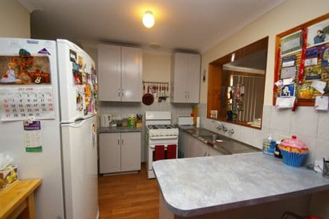 31 Calvert Way, GIRRAWHEEN WA 6064, Girrawheen - Thumbnail 8