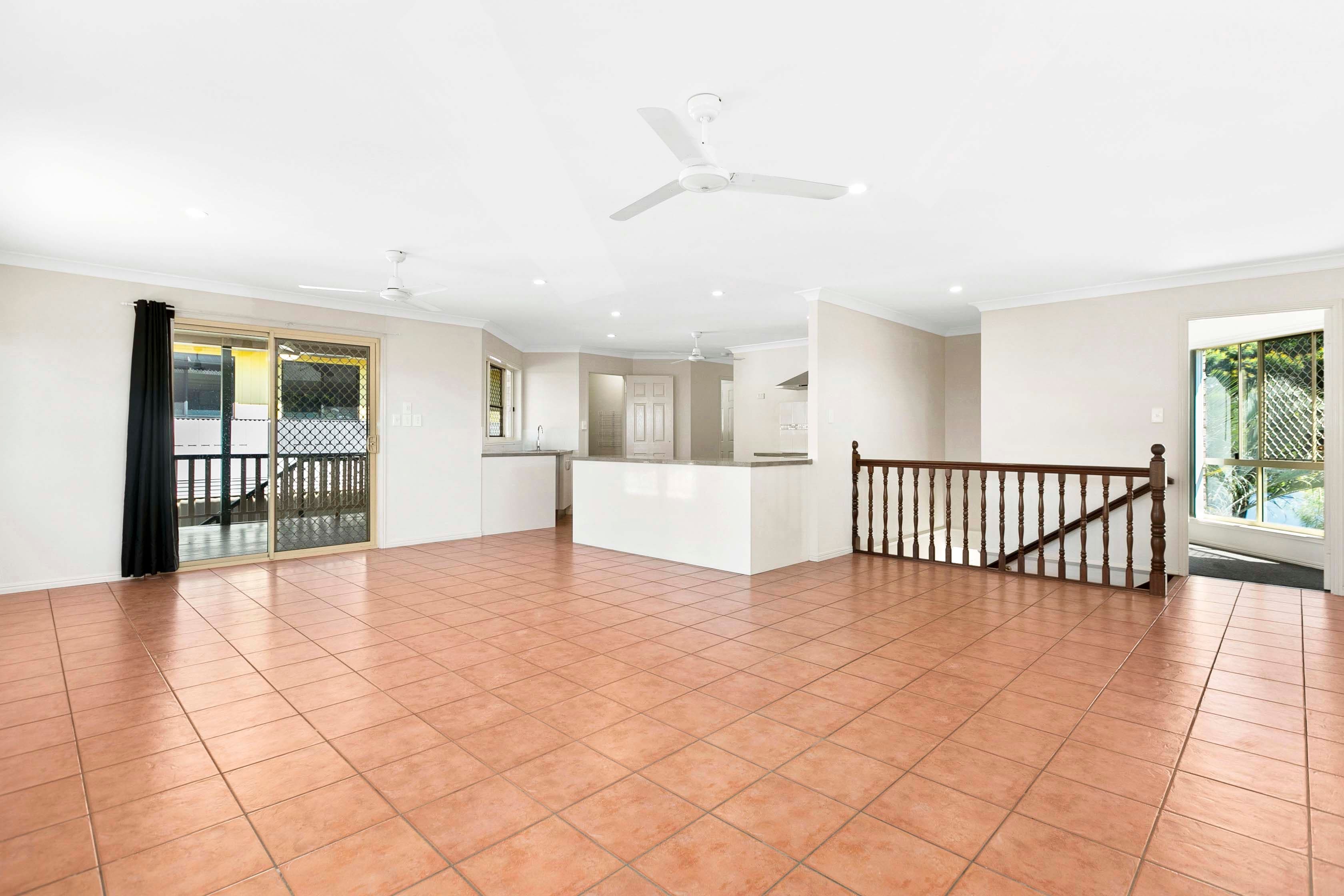 11 Faye Avenue, Scarness QLD 4655, Scarness - Thumbnail 3
