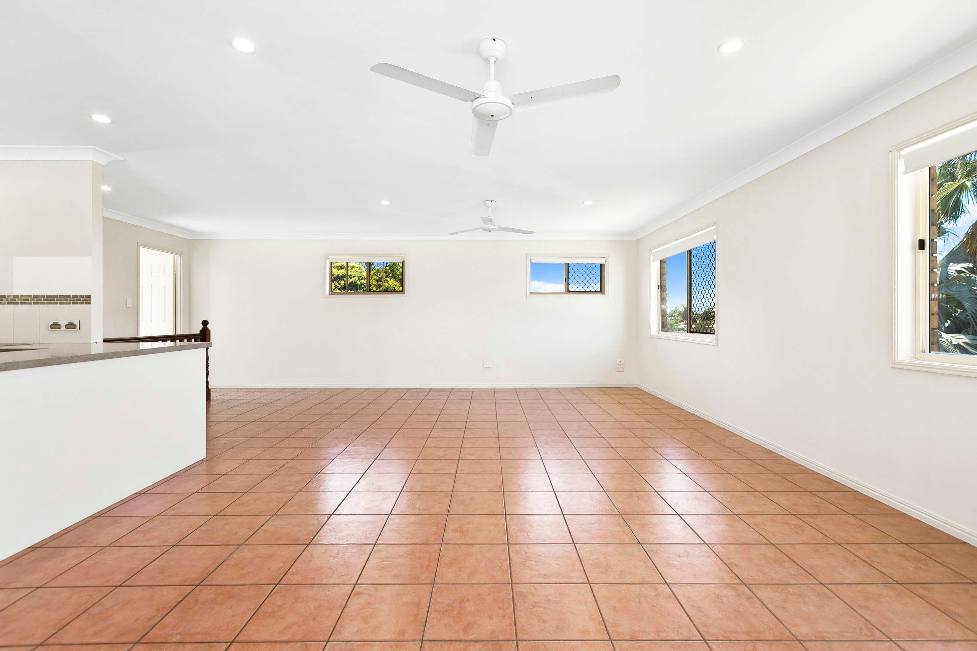 11 Faye Avenue, Scarness QLD 4655, Scarness - Thumbnail 5