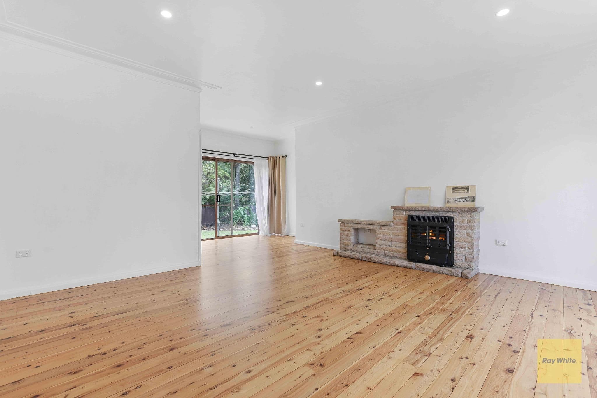 12 Lynwood Avenue, Doonside NSW 2767, Blacktown - Thumbnail 2
