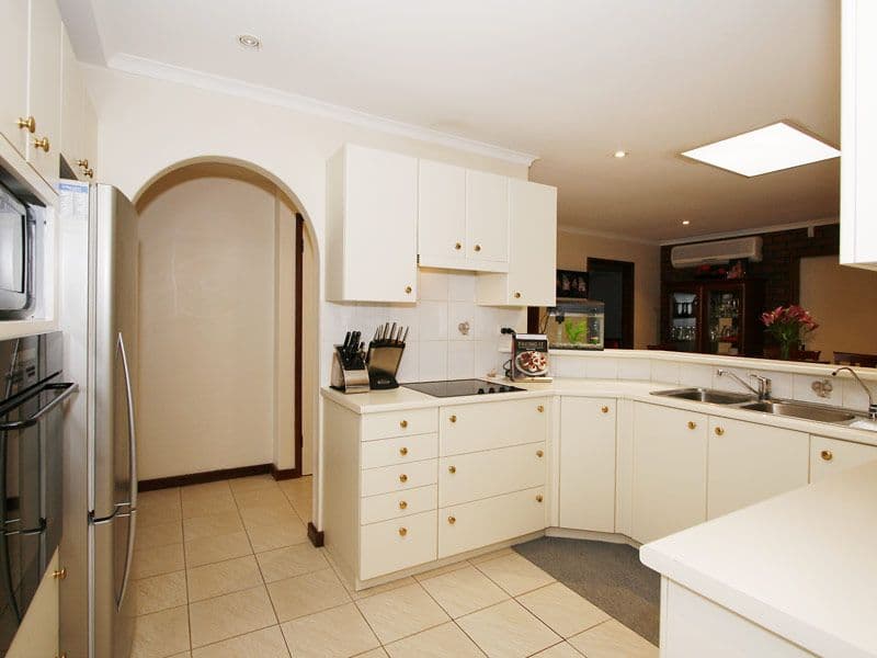 133 Eglinton Crescent, HAMERSLEY WA 6022, Hamersley - Thumbnail 6