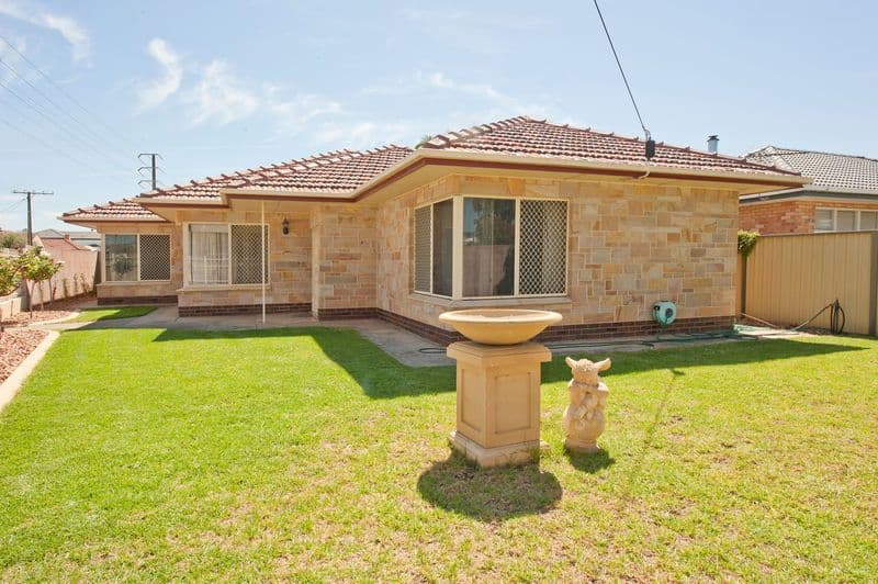 223 Hart Street, GLANVILLE SA 5015, Glanville - Thumbnail 2