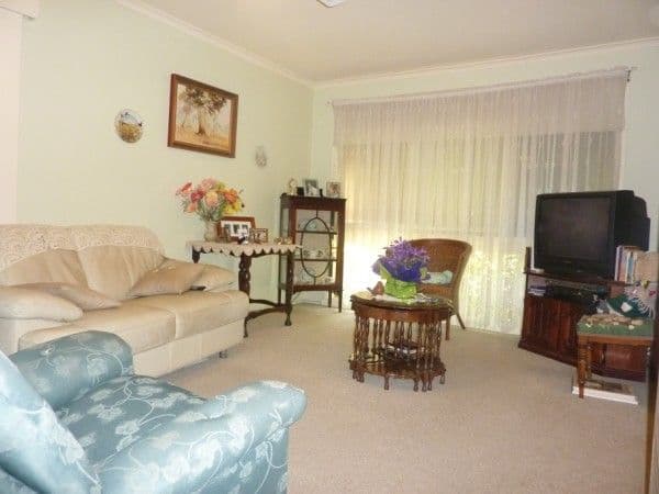 32 Roberts Street, FRANKSTON VIC 3199, Frankston - Thumbnail 2