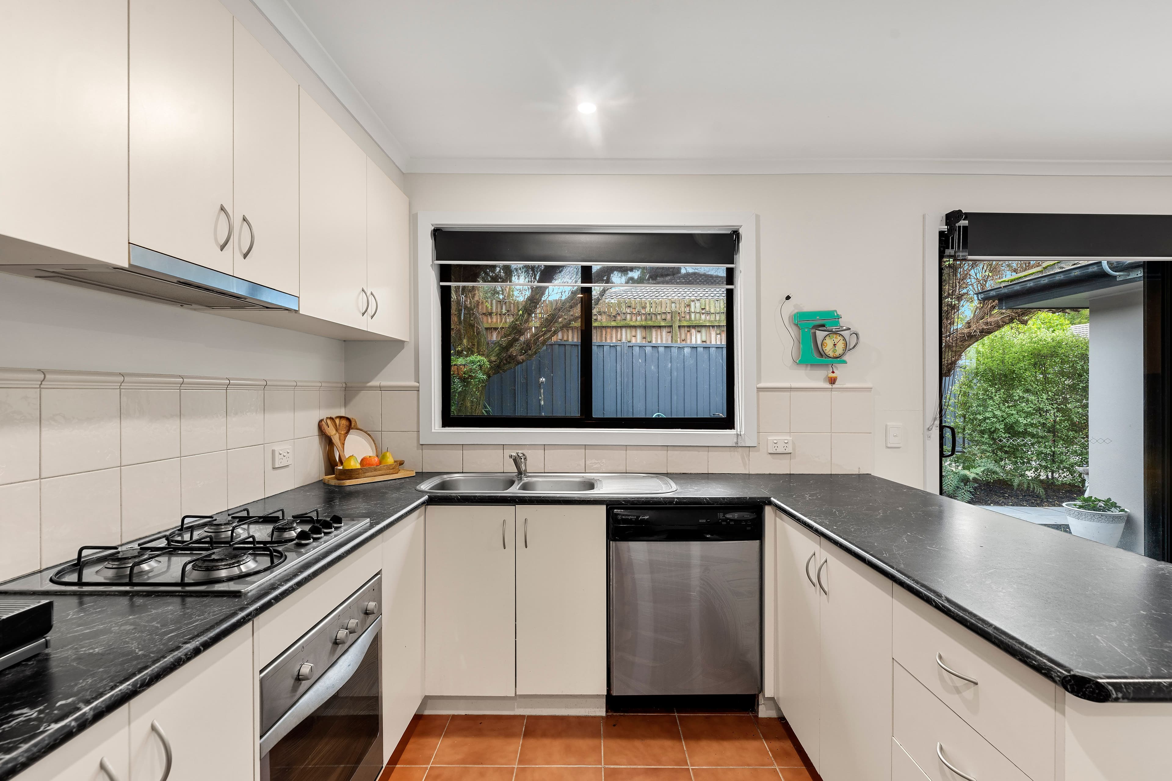 450 Boronia Road, Wantirna South VIC 3152, Wantirna South - Thumbnail 3
