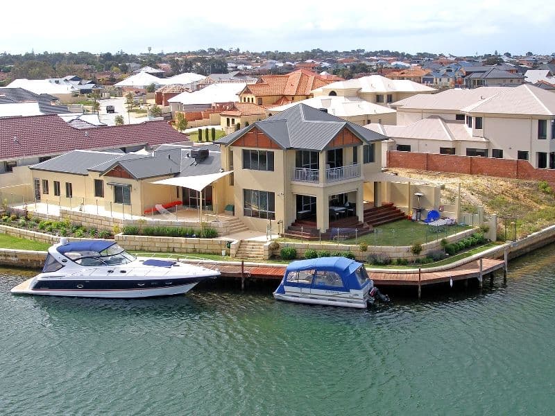 20 Ragamuffin Point, HALLS HEAD WA 6210, Halls Head - Image 1