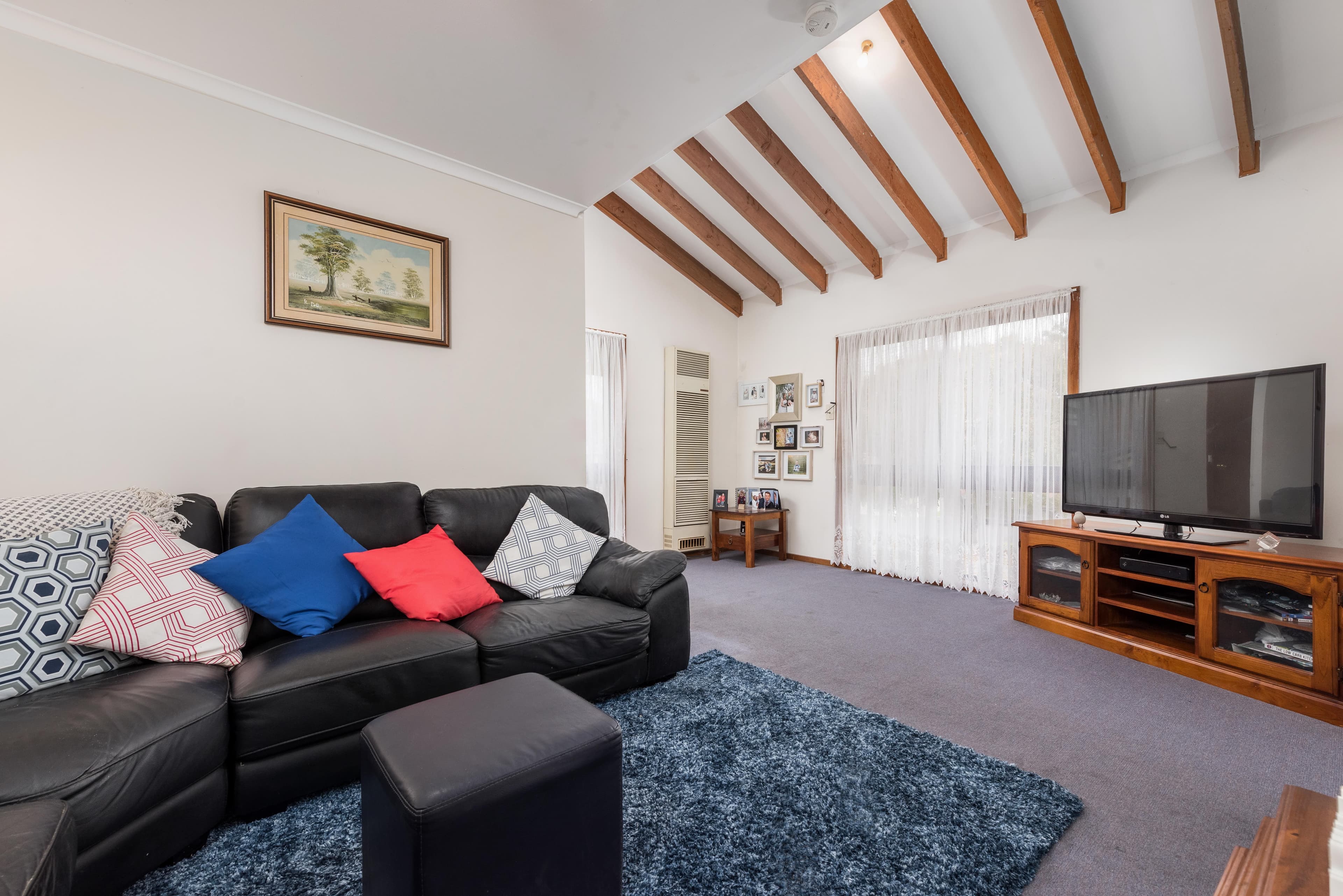42 Stonehaven Drive, Thomastown VIC 3074, Thomastown - Thumbnail 2