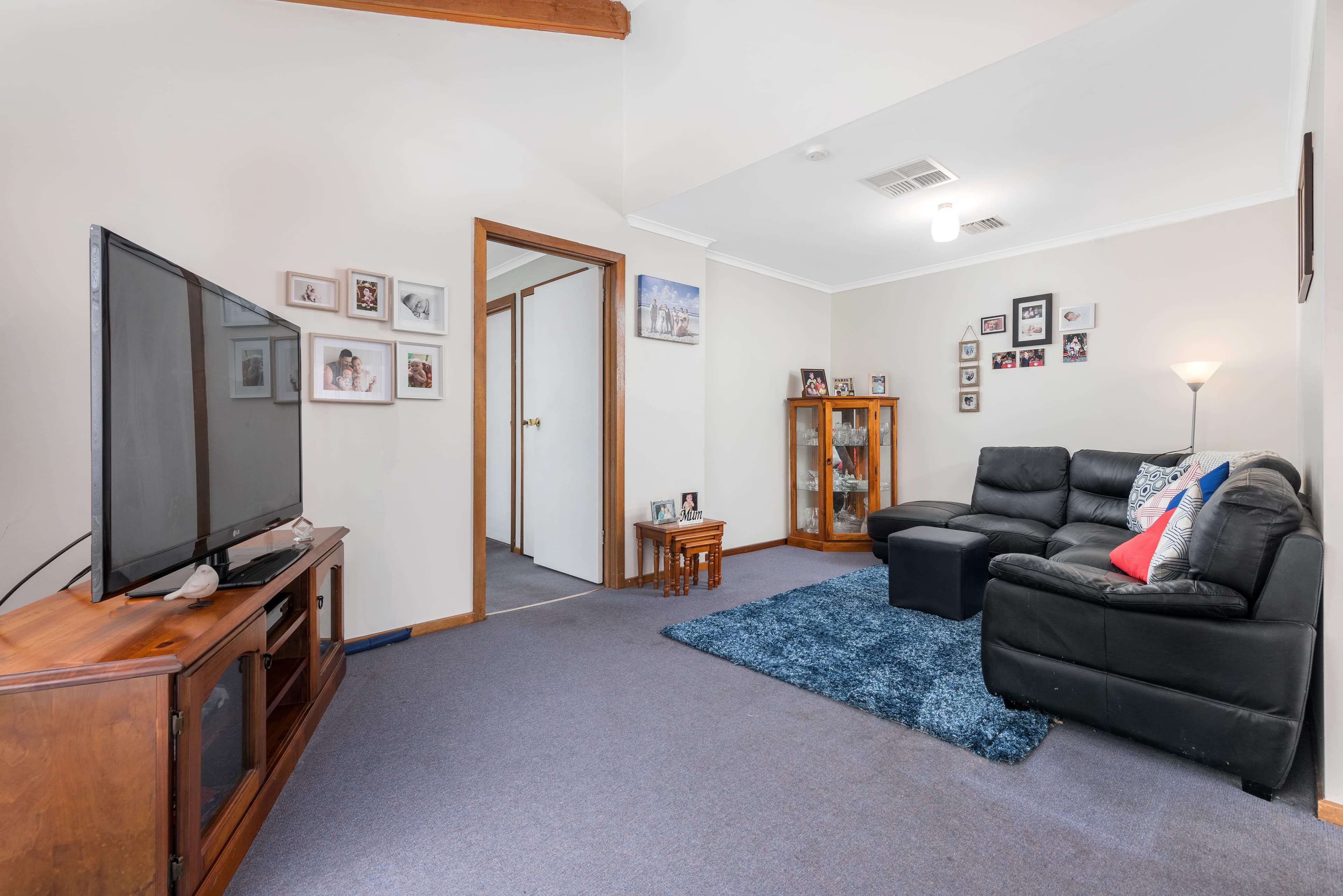 42 Stonehaven Drive, Thomastown VIC 3074, Thomastown - Thumbnail 3