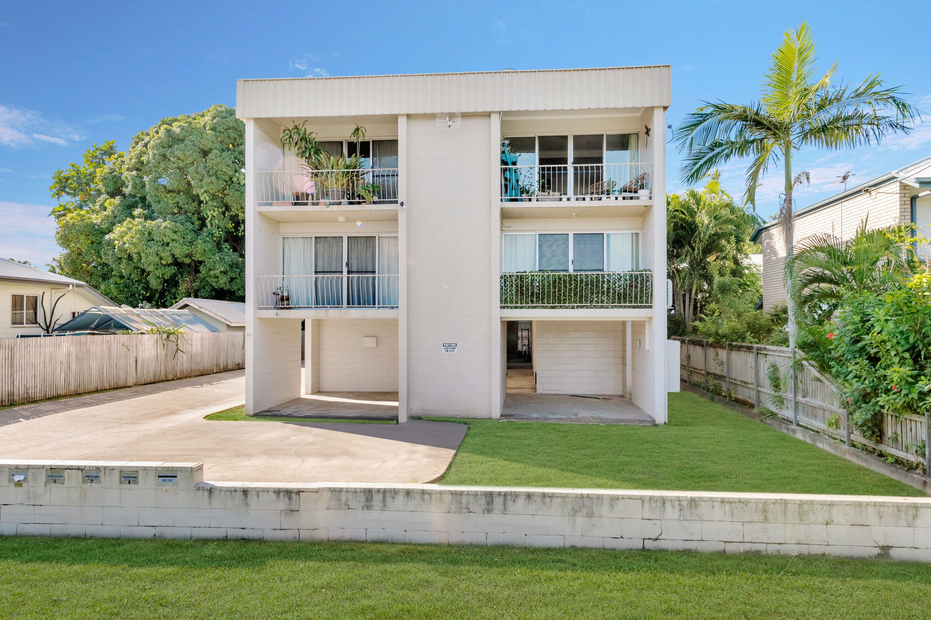24 Welsh Street, Rosslea QLD 4812, Rosslea - Thumbnail 2