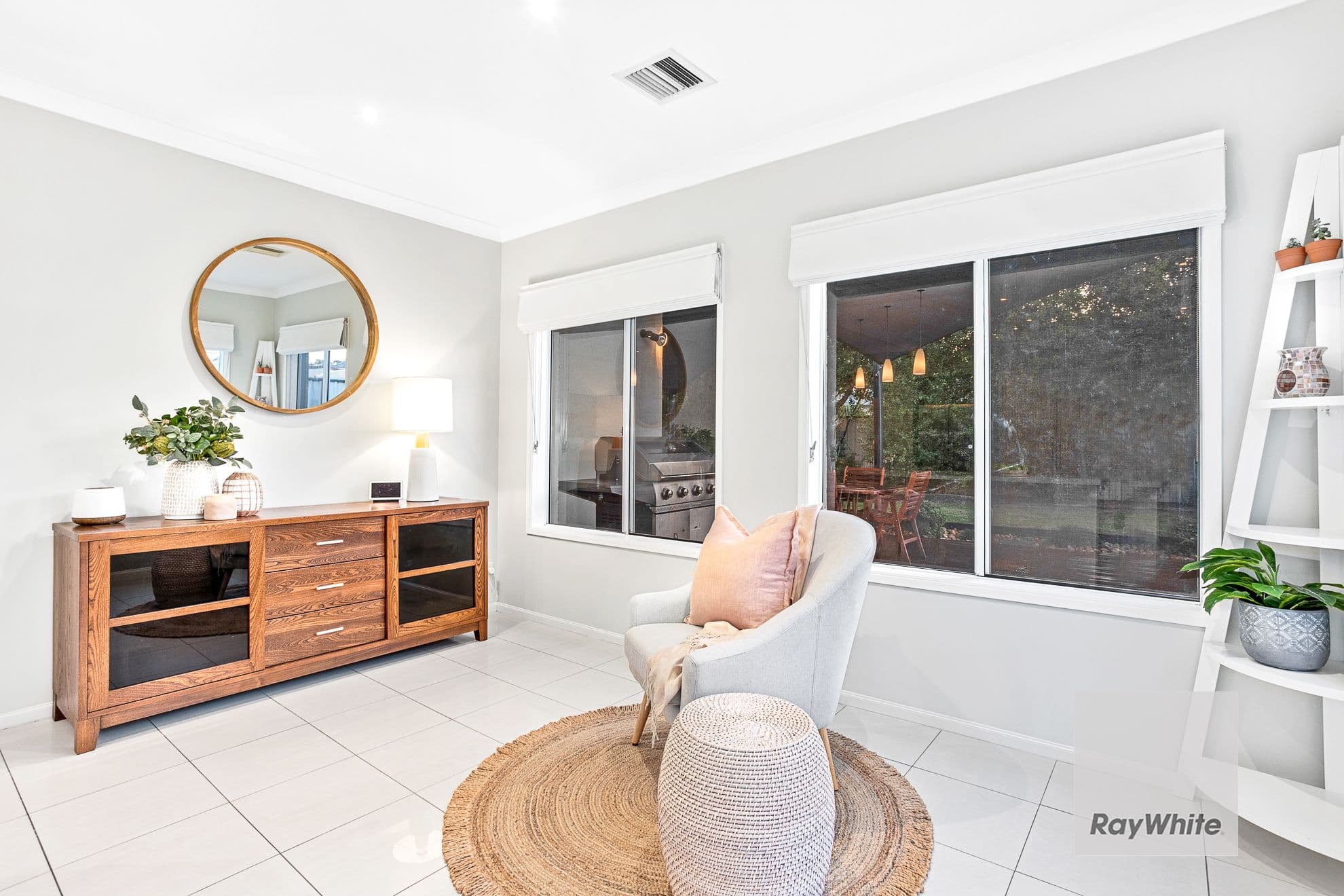 8 Kingsbridge Circuit, Cairnlea VIC 3023, Cairnlea - Thumbnail 8
