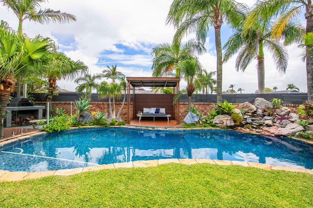 6 Hyacinth Avenue, Hollywell QLD 4216, Hollywell - Thumbnail 3