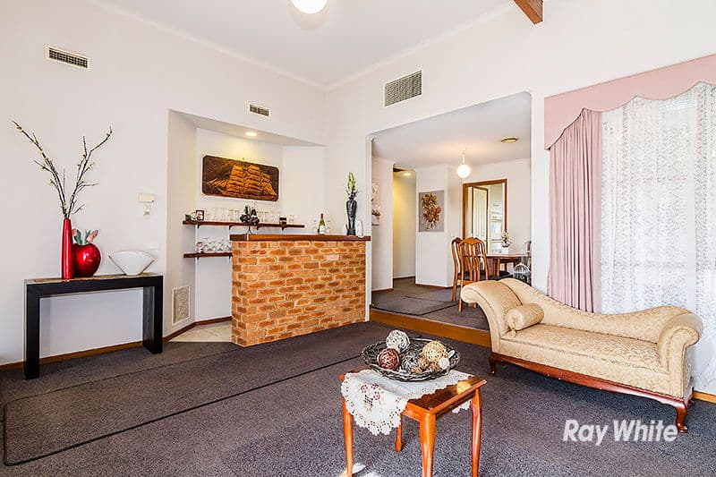 4 Andrea Crescent, Cranbourne North VIC 3977, Cranbourne North - Thumbnail 5