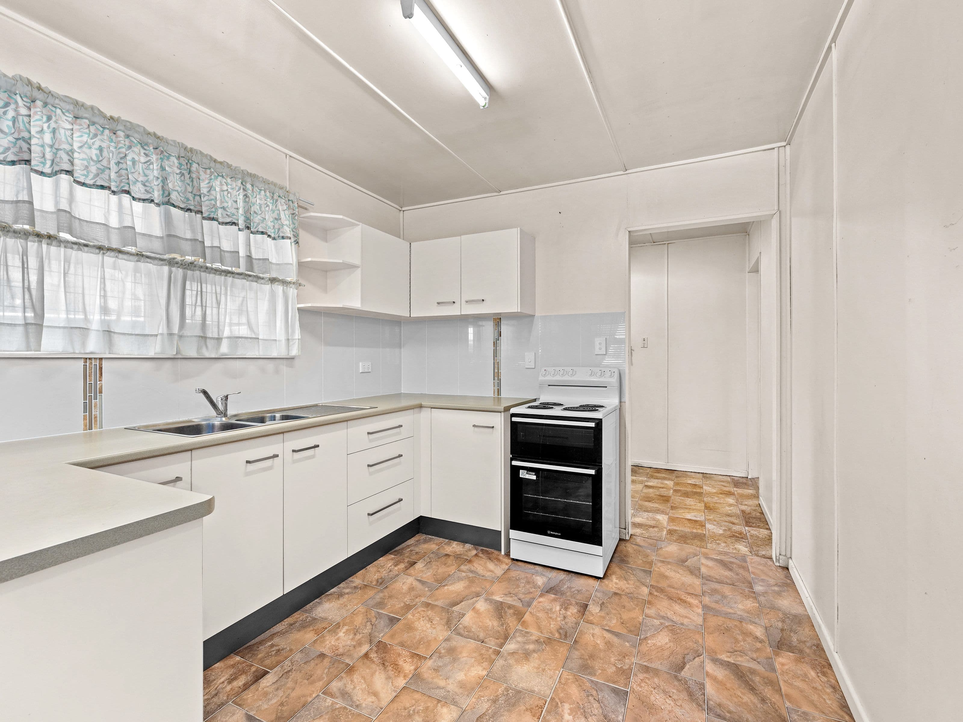 3 Harding Street, Raceview QLD 4305, Raceview - Thumbnail 6