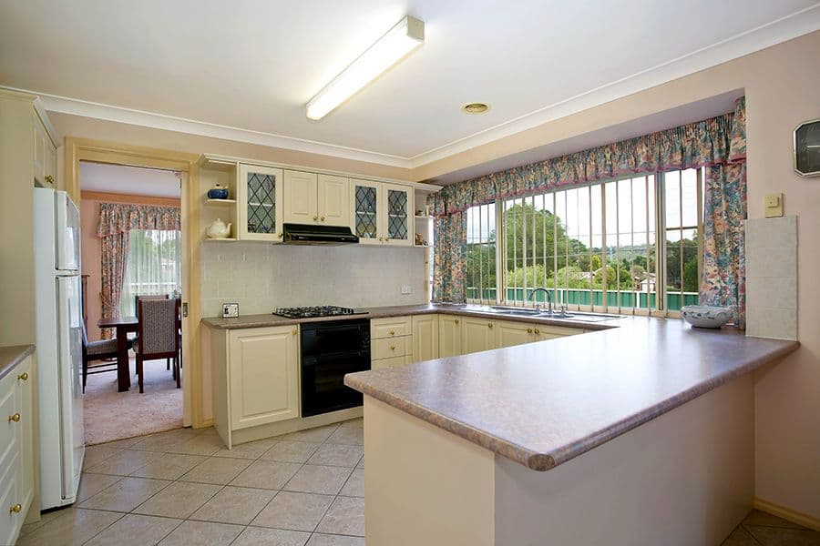 16 Robinia Drive, South Bowenfels - Thumbnail 2