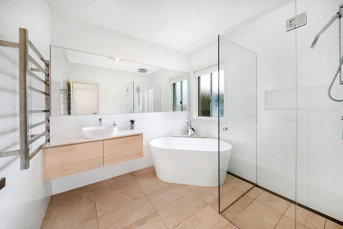 84 Brushwood Drive, Alfords Point - Thumbnail 8