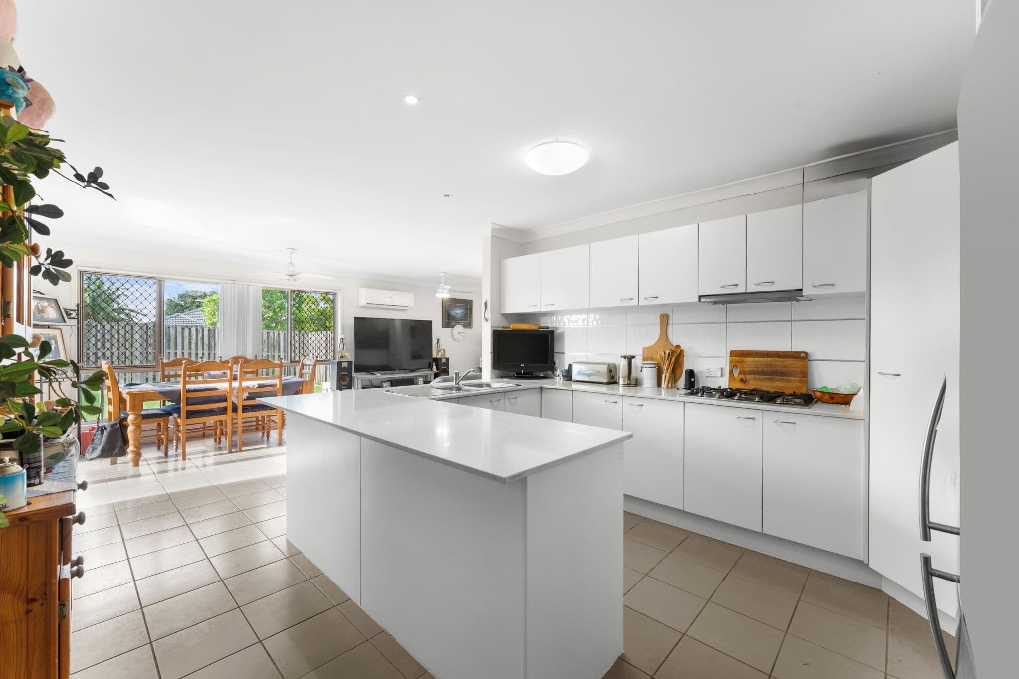 4 Carney Circuit, Redbank Plains QLD 4301, Redbank Plains - Thumbnail 6