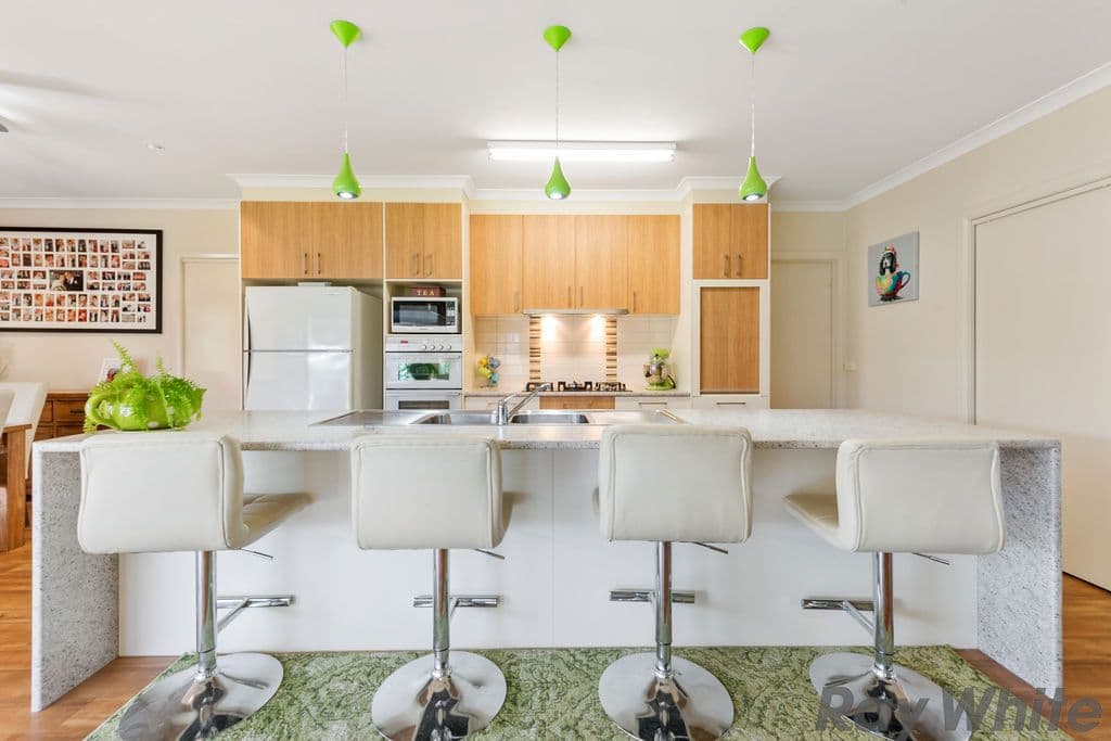 1 Wonga Place, Yarrawonga VIC 3730, Yarrawonga - Thumbnail 3