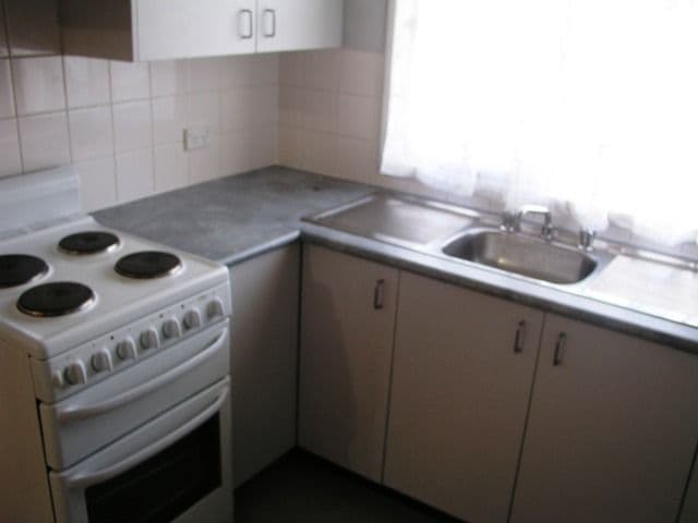 10 Mirral Way, Orange - Thumbnail 4