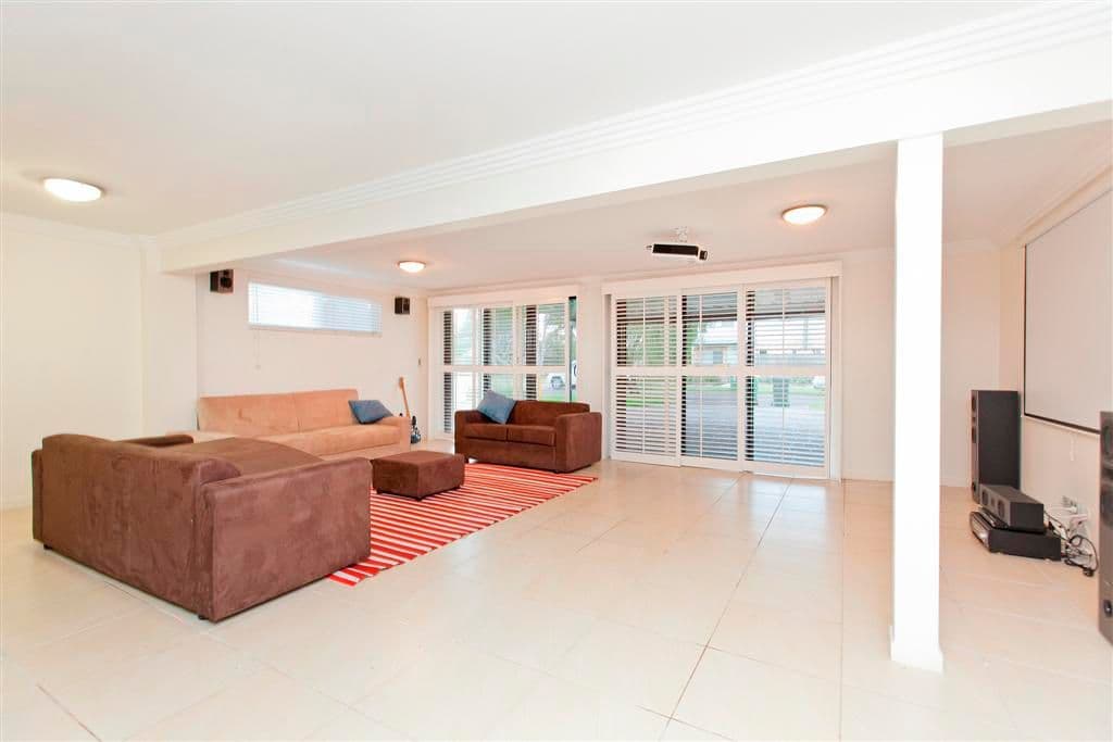 1 Ostend Court, CLEVELAND QLD 4163, Cleveland - Thumbnail 2