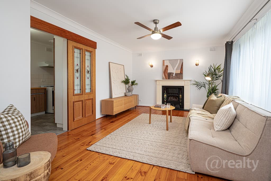 19 Inverness Avenue, Morphett Vale, SA, 5162, Morphett Vale - Thumbnail 2