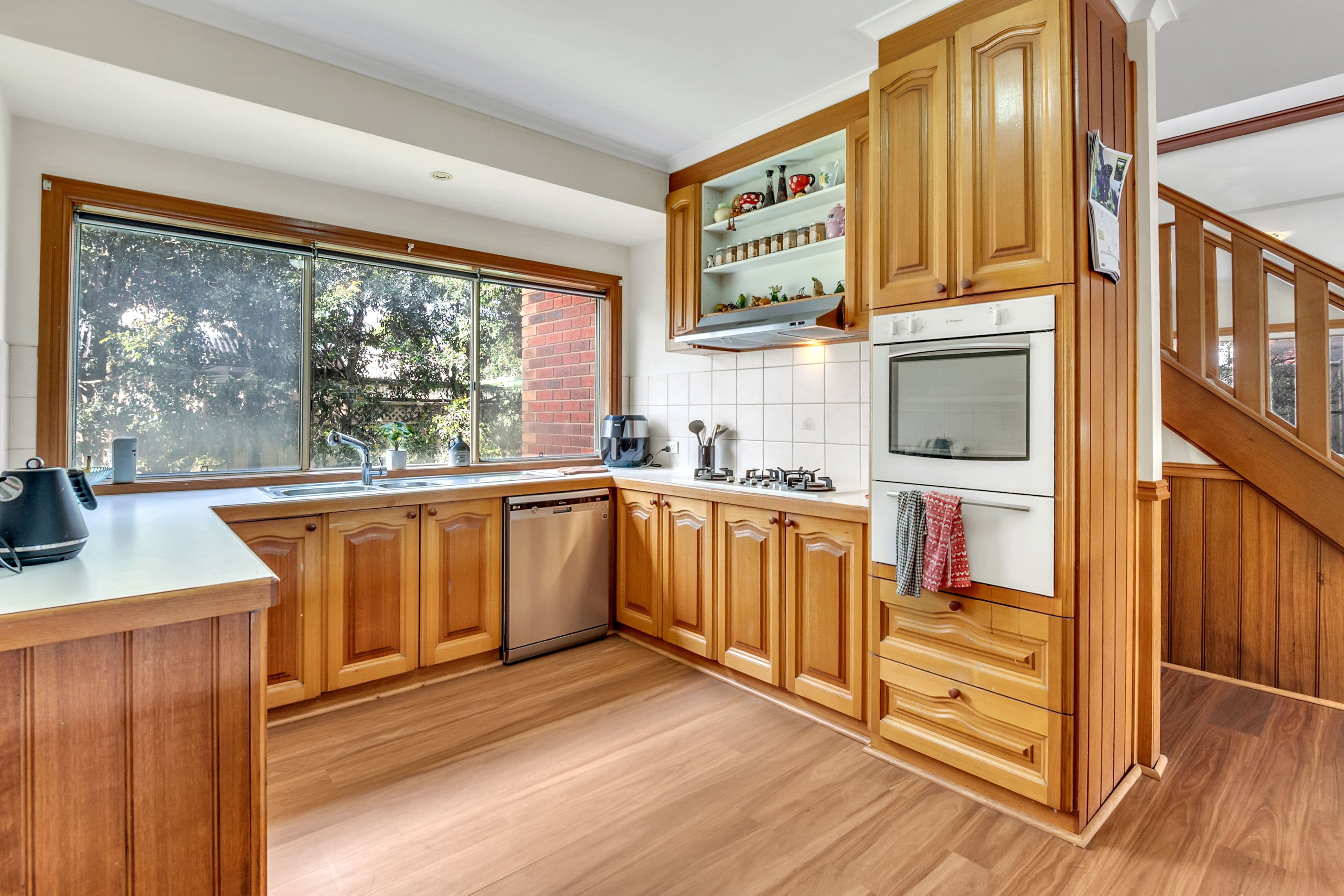 33 Creekwood Drive, Craigieburn VIC 3064, Craigieburn - Thumbnail 7