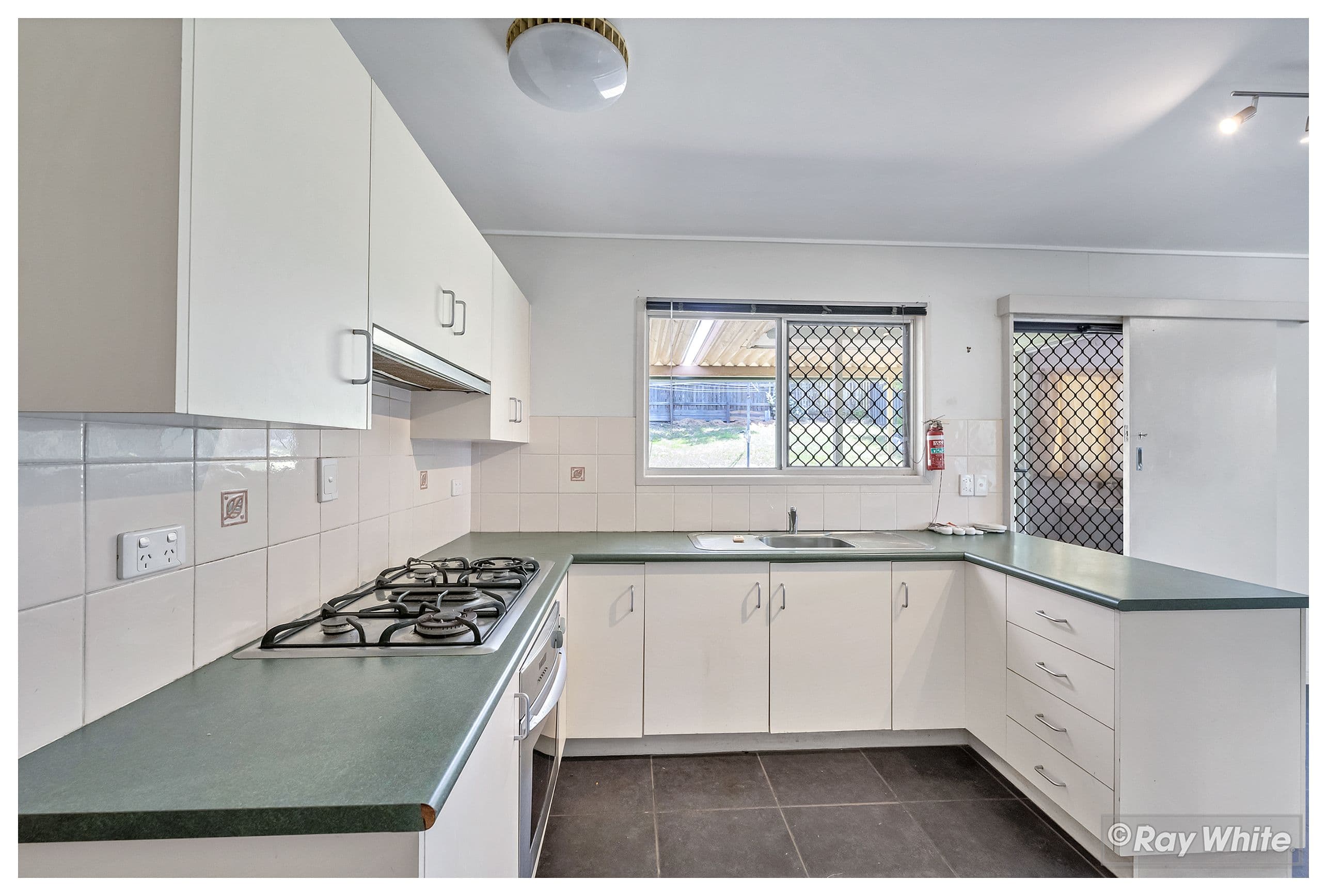 599 Ibis Avenue, Kawana QLD 4701, Kawana - Thumbnail 2