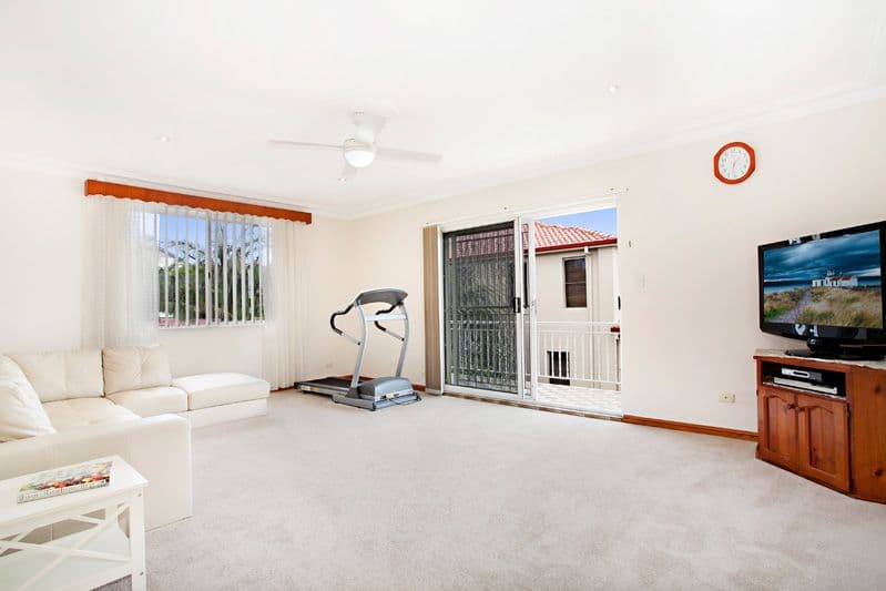 1 Hood Avenue, EARLWOOD NSW 2206, Earlwood - Thumbnail 4