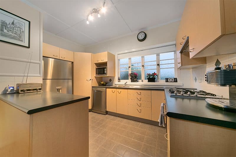 28 Wills Street, Coorparoo QLD 4151, Coorparoo - Thumbnail 5