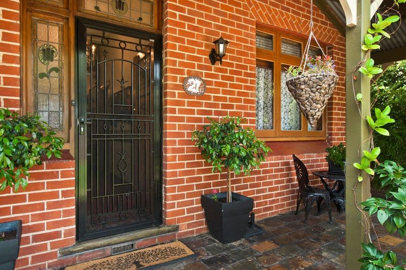 27 Russell Street, GLENELG NORTH SA 5045, Glenelg North - Thumbnail 2