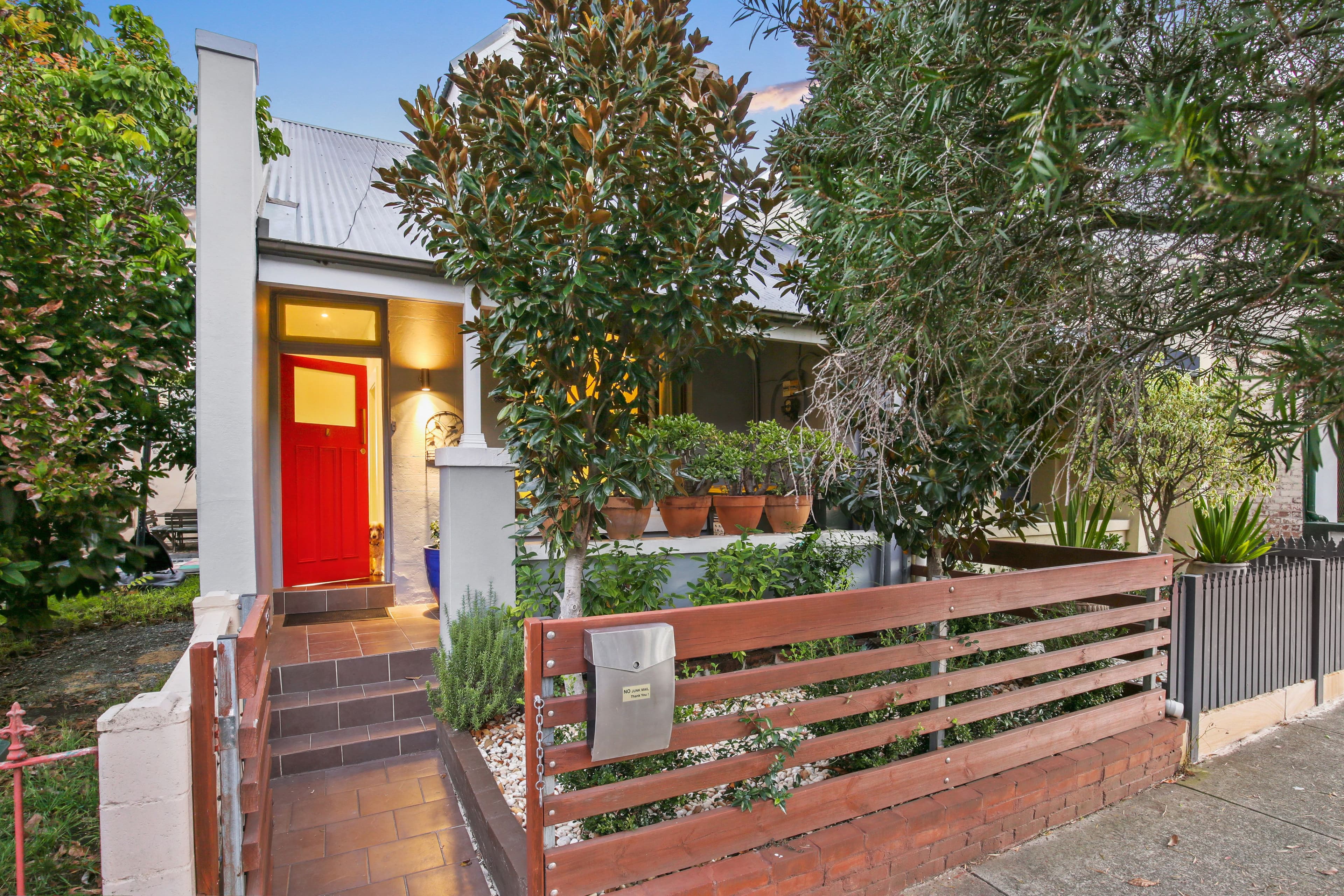33 Margaret Street, Stanmore - Thumbnail 5
