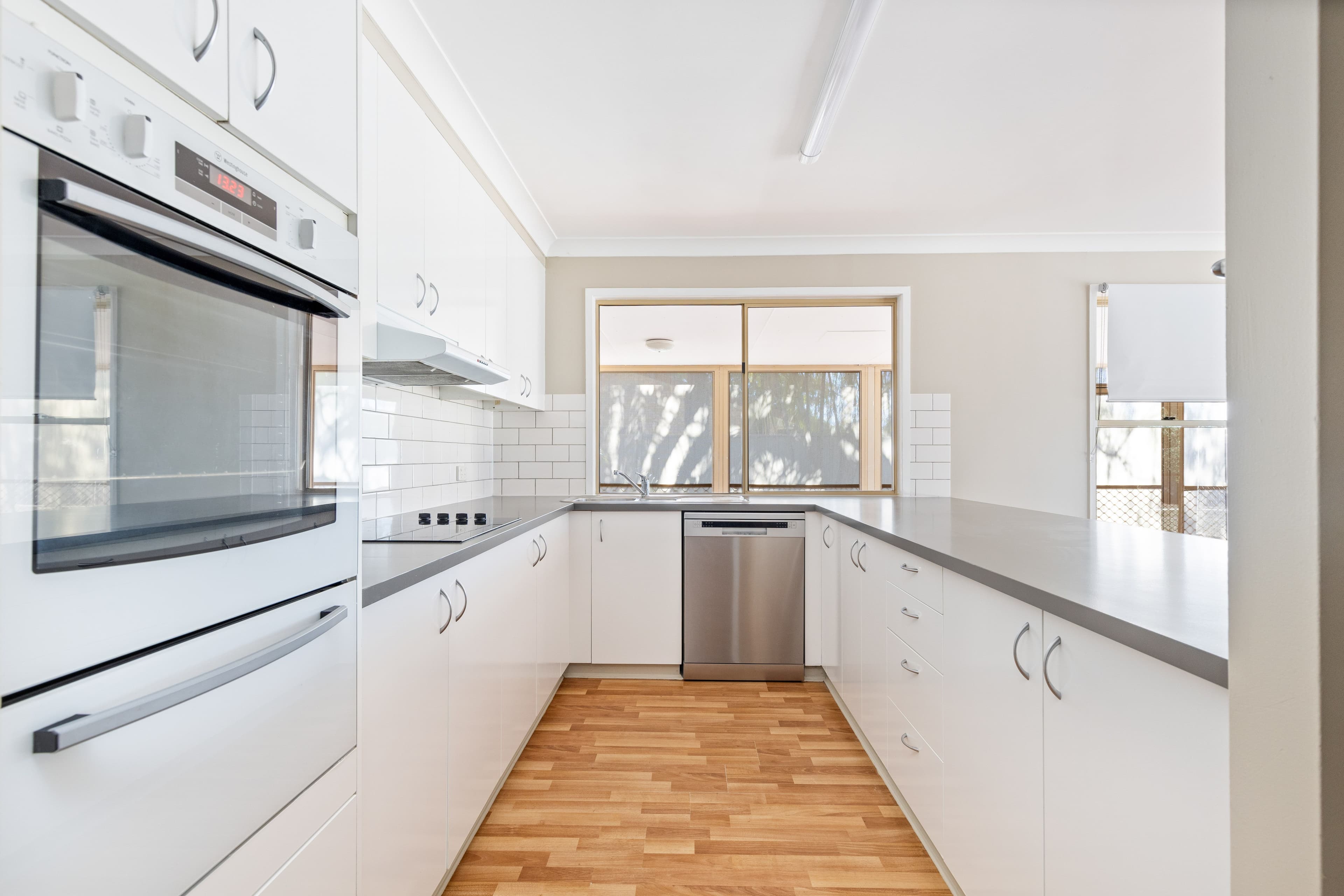 5 Spring Grove, Emerald QLD 4720, Emerald - Thumbnail 5