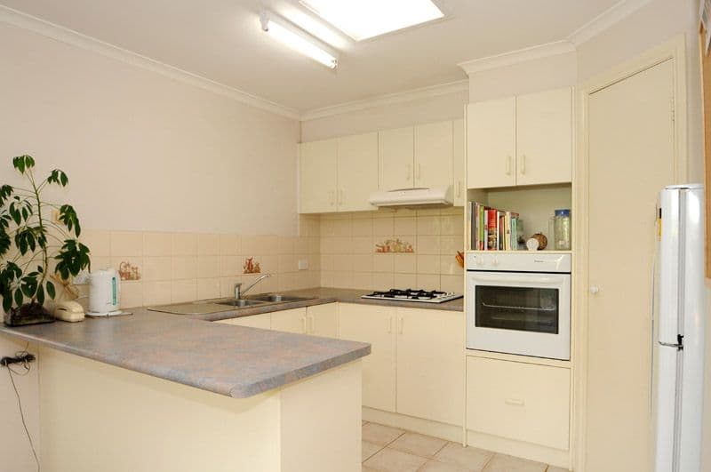 13 Orchard Road, BAYSWATER VIC 3153, Bayswater - Thumbnail 4
