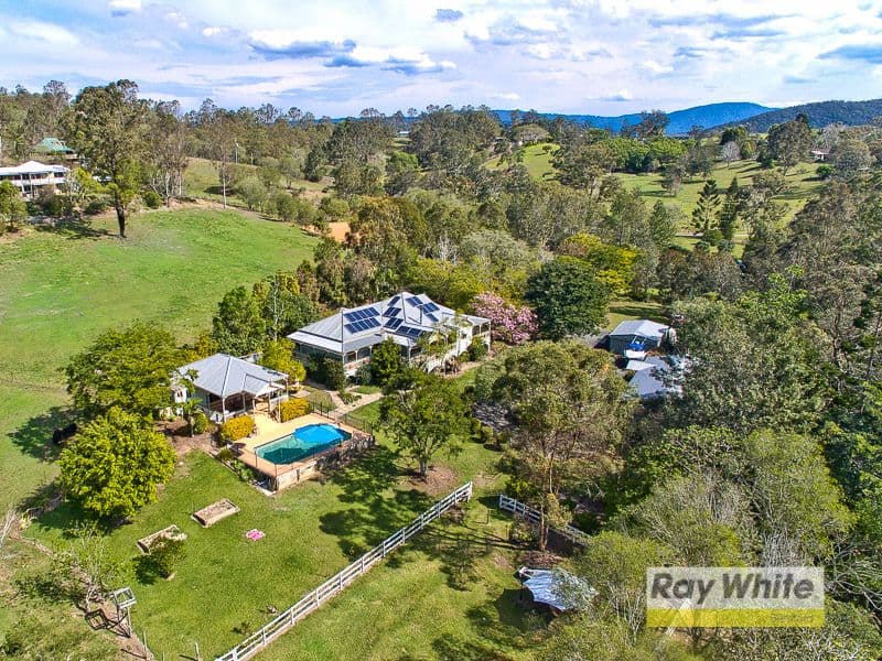 6 Benjamin Close, Samford Valley QLD 4520, Samford Valley - Thumbnail 3