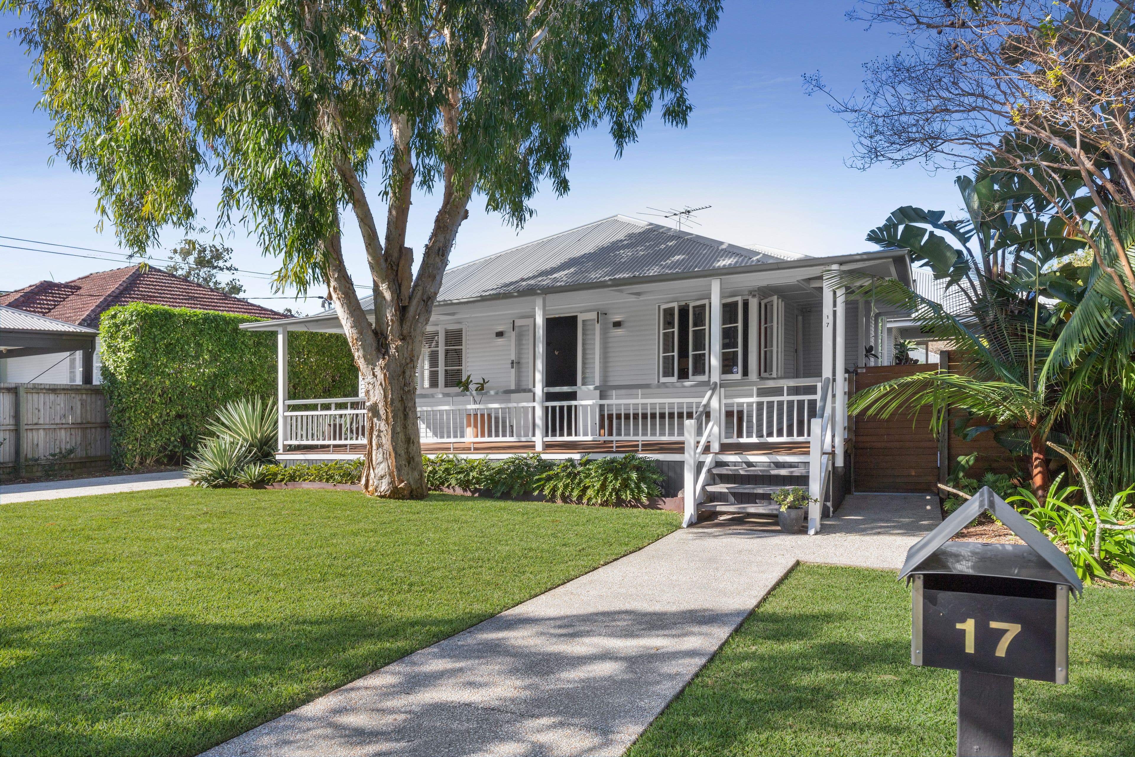 17 Barellan Street, Stafford QLD 4053, Stafford - Thumbnail 3
