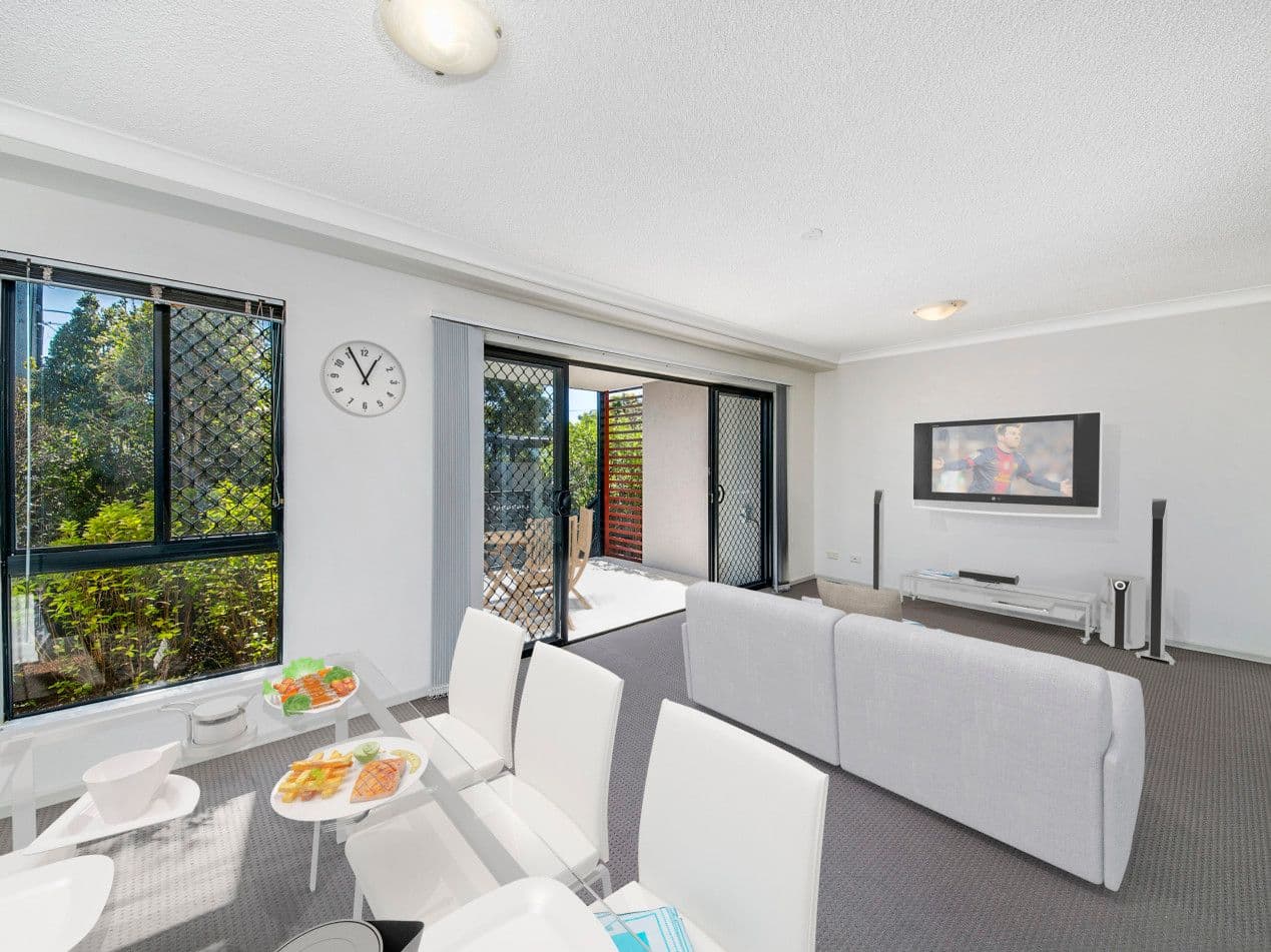 15 Kitchener Street, Coorparoo QLD 4151, Coorparoo - Image 1