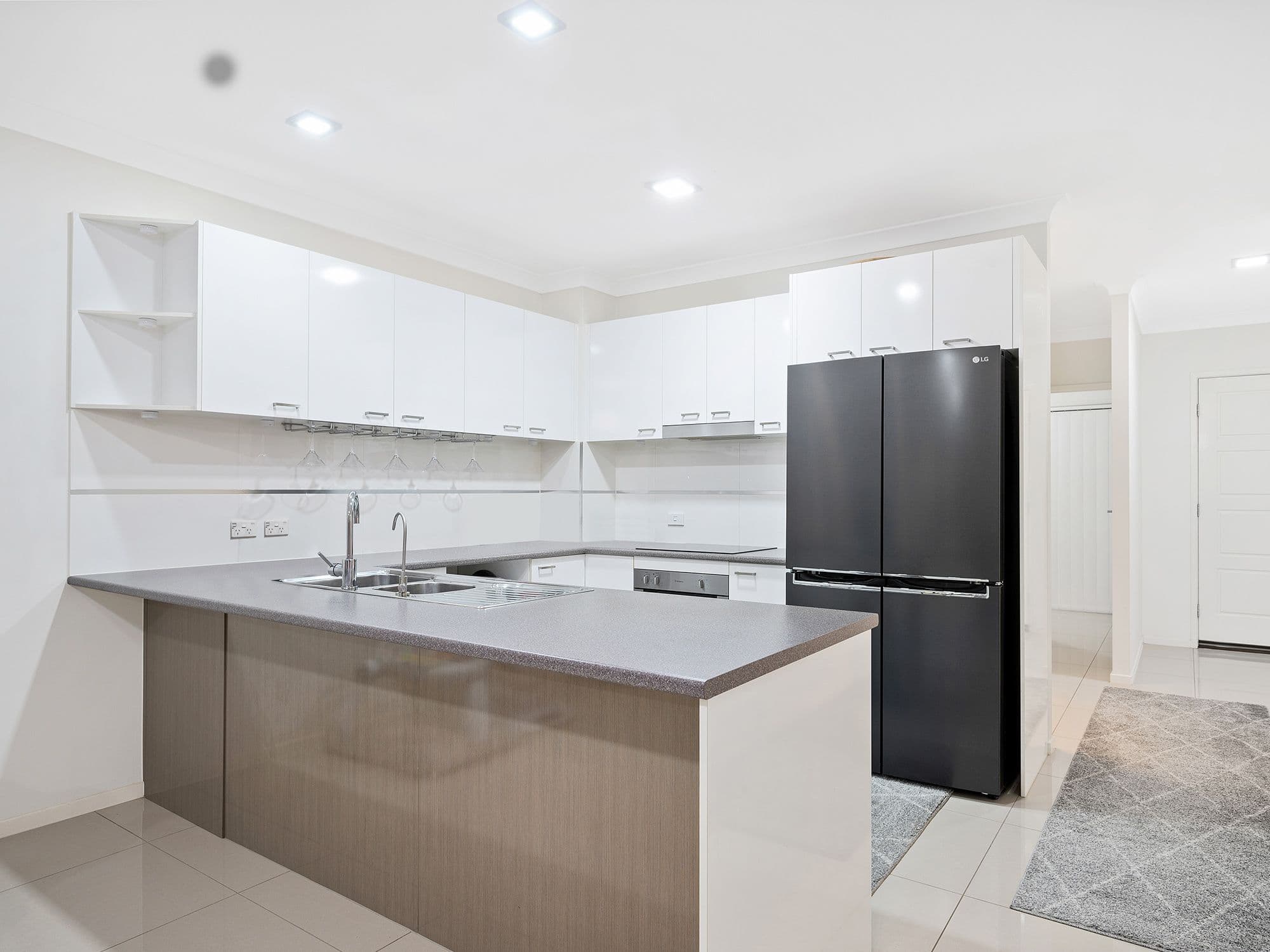 18a Southwalk Esplanade, Underwood QLD 4119, Underwood - Thumbnail 3