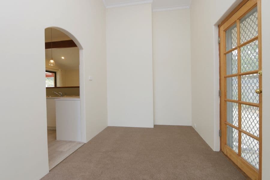 4 Hurrey Place, Beechboro WA 6063, Beechboro - Thumbnail 4