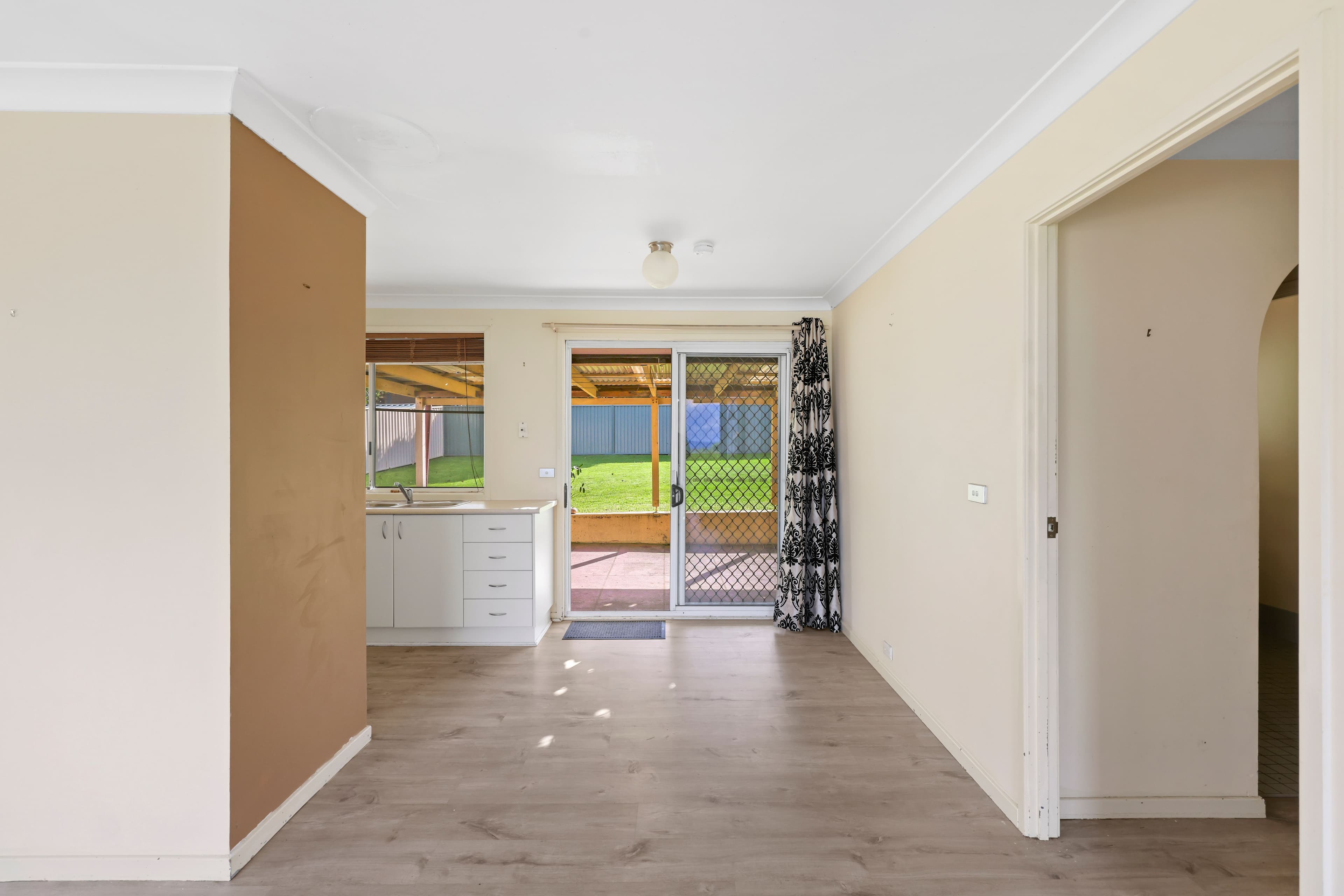 51 Cumberteen Street, Hill Top NSW 2575, Hill Top - Thumbnail 5