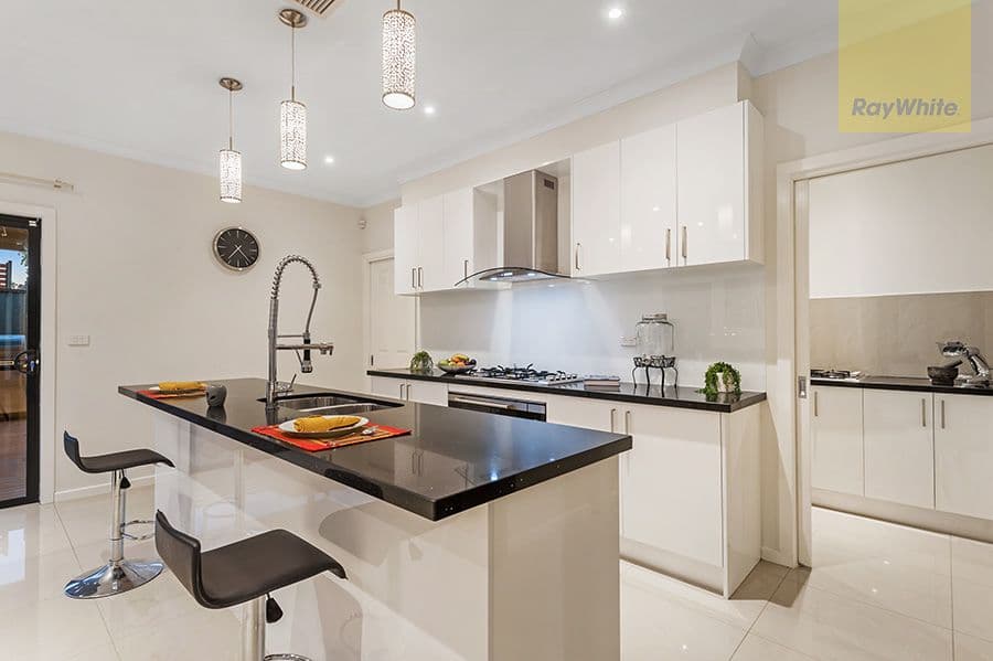 38 Gallantry Avenue, Craigieburn VIC 3064, Craigieburn - Thumbnail 5