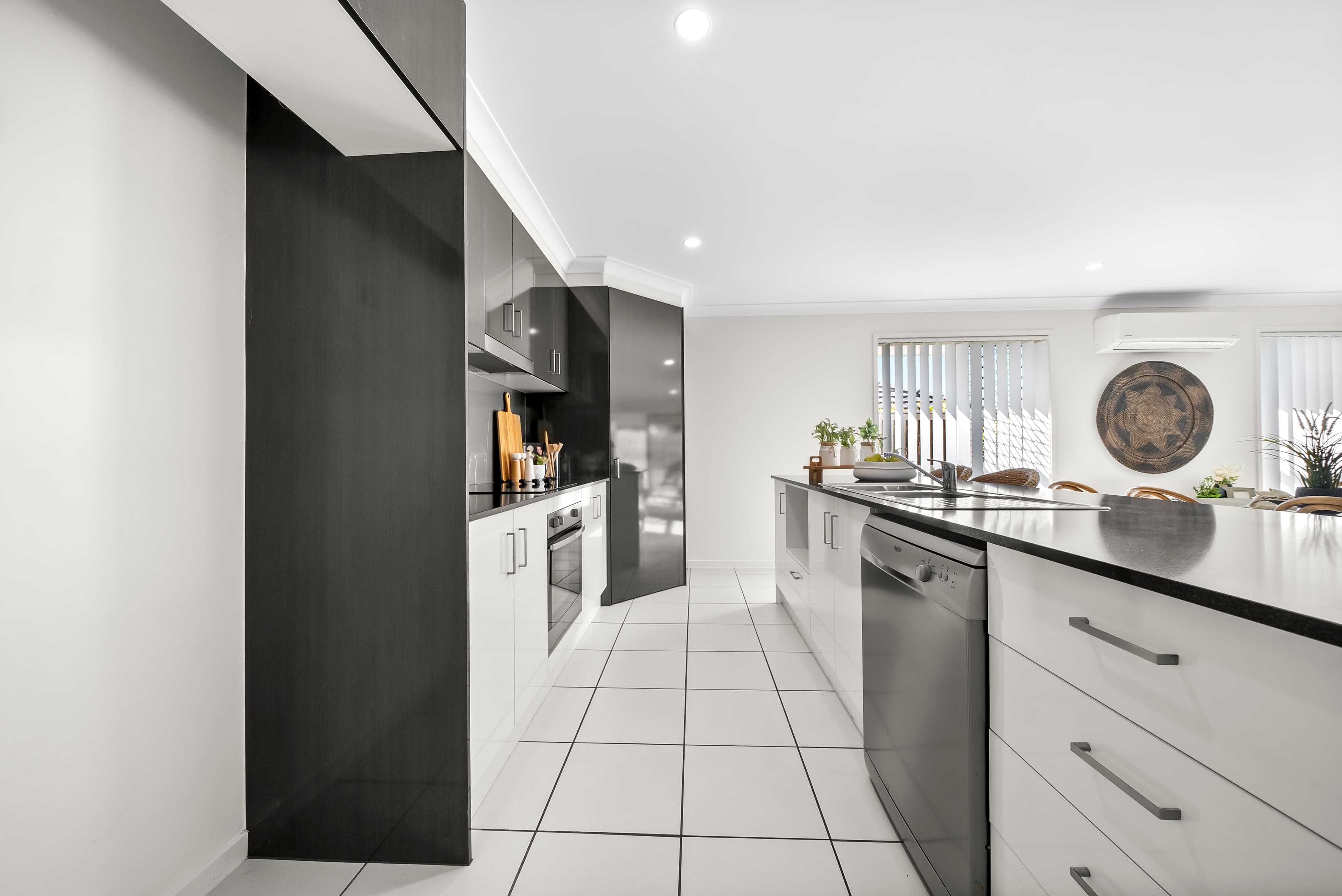 96 Edwardson Drive, Coomera QLD 4209, Coomera - Thumbnail 8