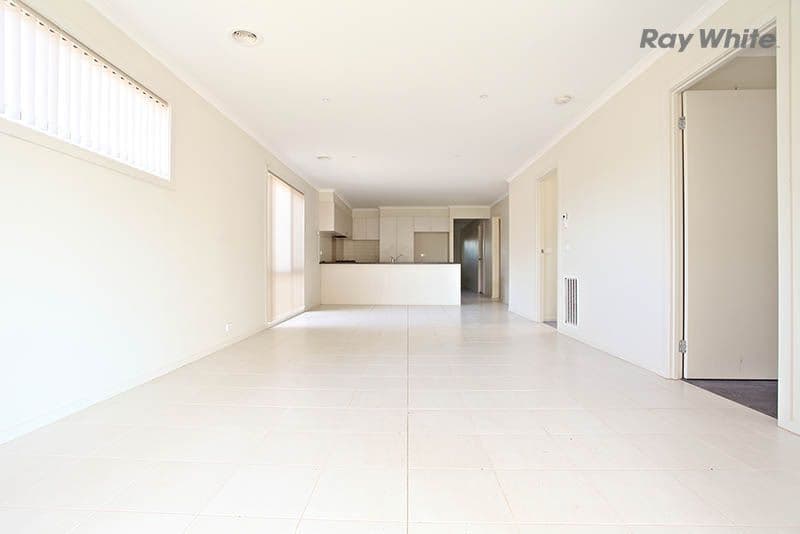 68 Hamish Drive, TARNEIT VIC 3029, Tarneit - Thumbnail 3